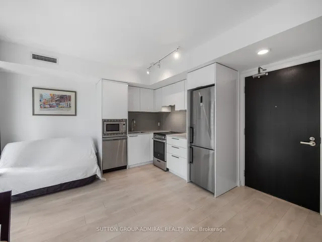 18 Maitland Terr #1404, Toronto 3