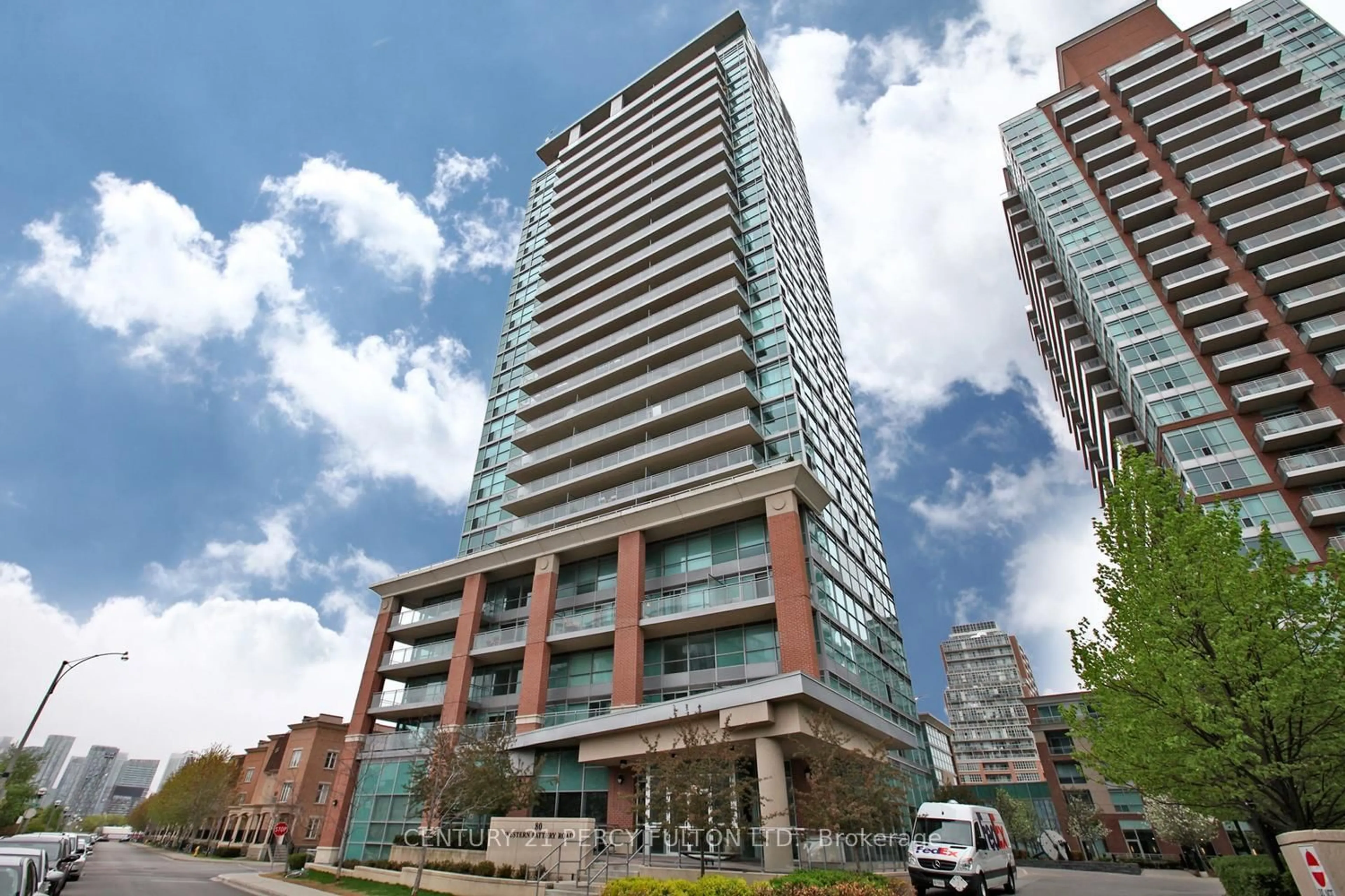 Patio, building for 80 Western Battery Rd #406, Toronto Ontario M6K 3S1