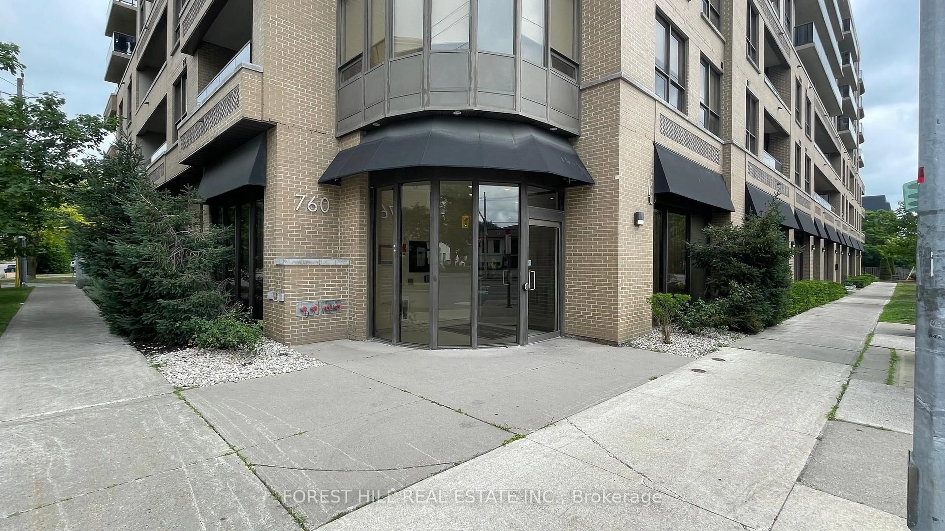 Indoor foyer for 760 SHEPPARD Ave #502, Toronto Ontario M3H 0B3