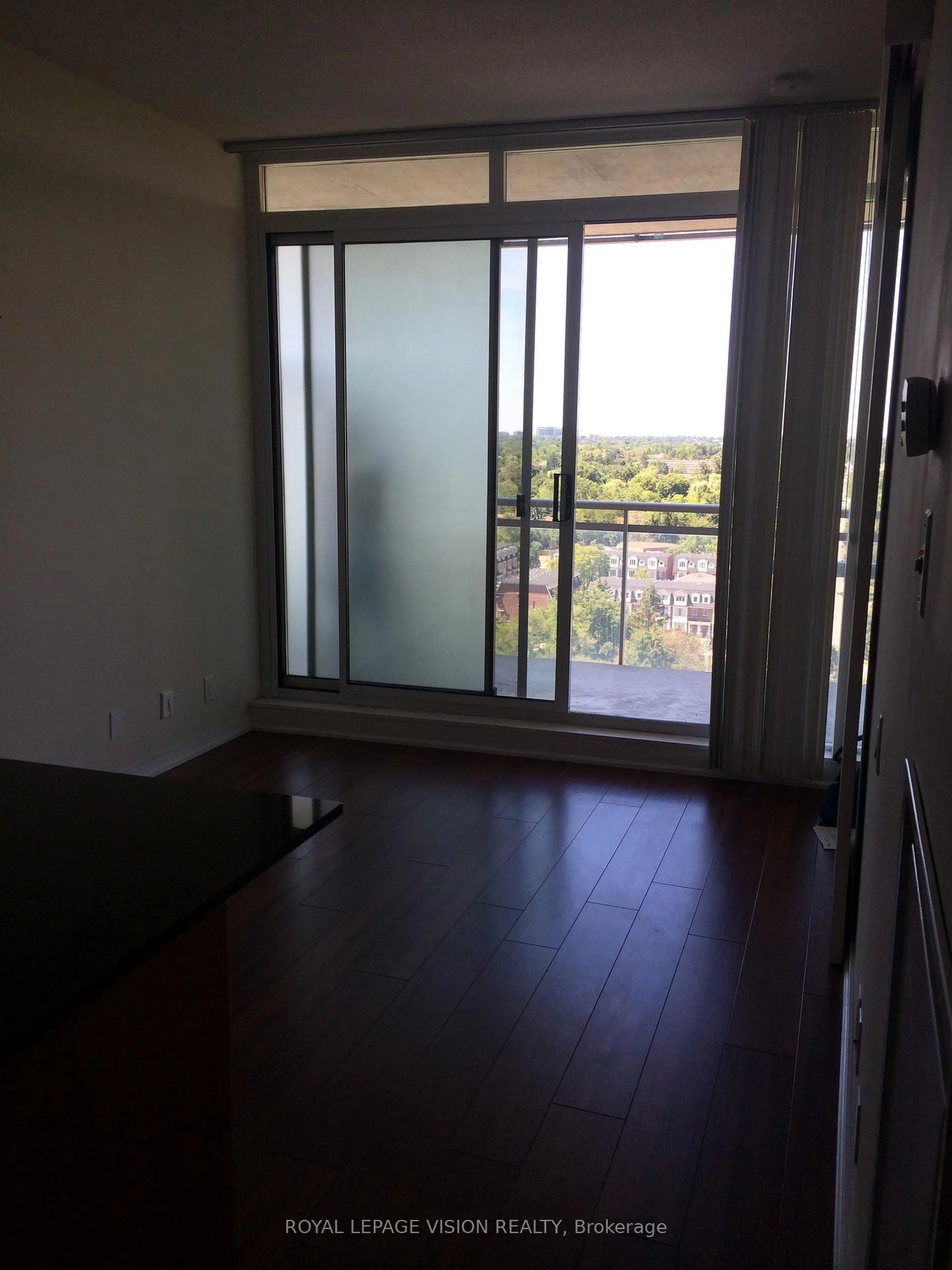 A pic of a room for 30 Canterbury Pl #1708, Toronto Ontario M2N 0B9