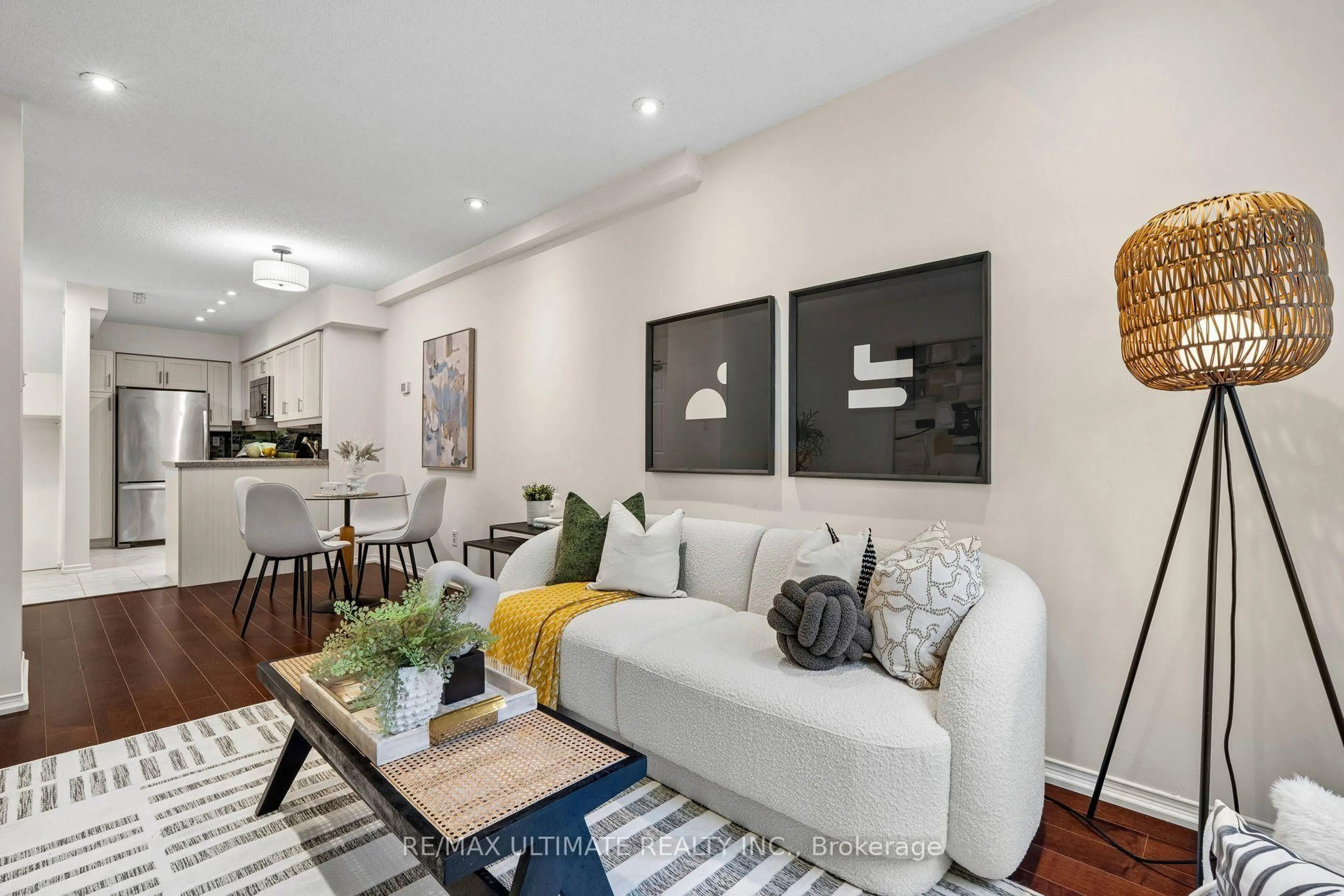 Living room with furniture, unknown for 217 St. George St #25, Toronto Ontario M5R 3S7