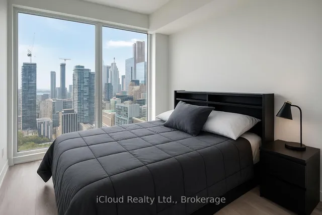 252 Church St #4012, Toronto 4