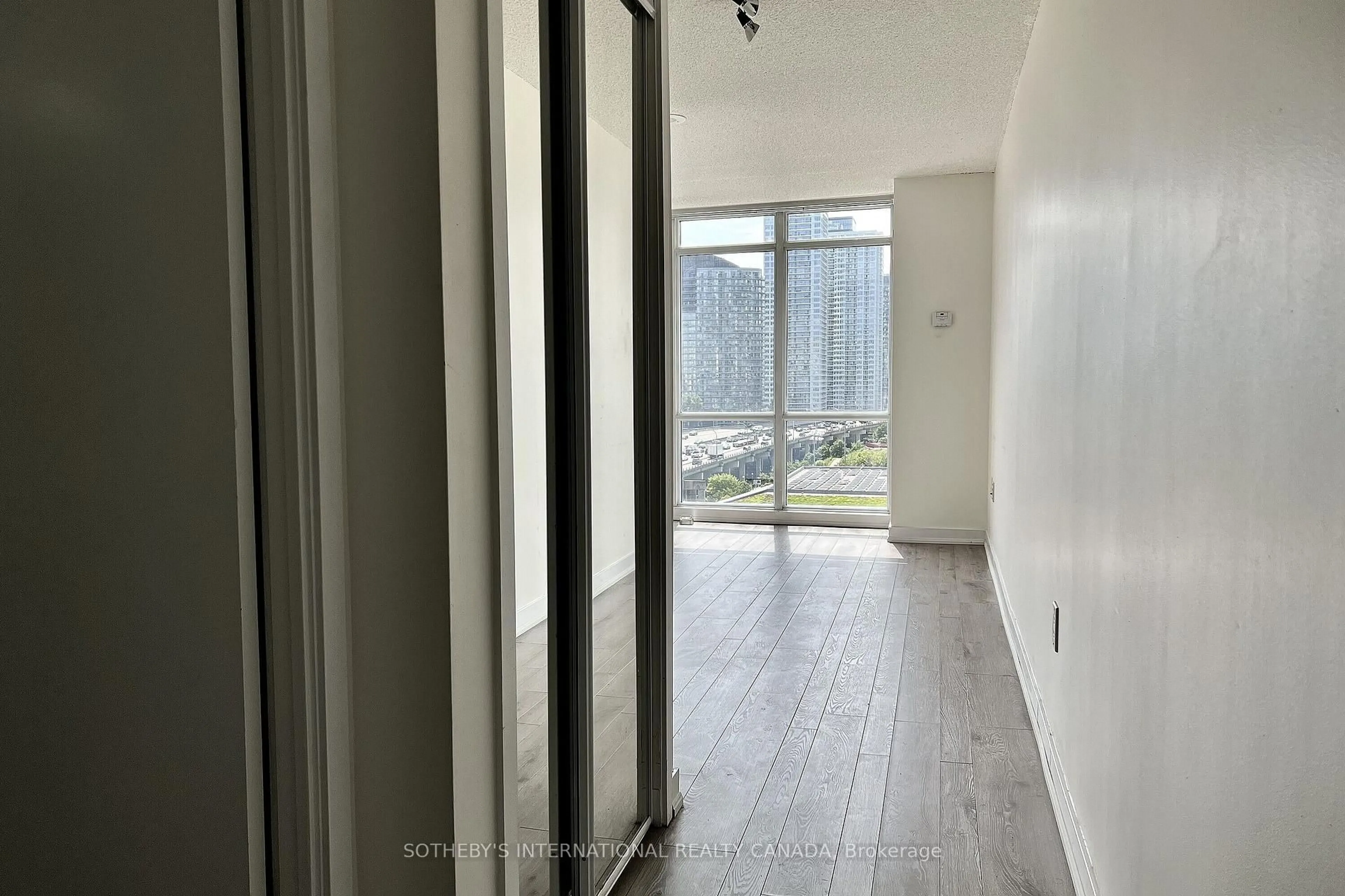 Unknown for 11 Brunel Crt #1216, Toronto Ontario M5V 3Y3