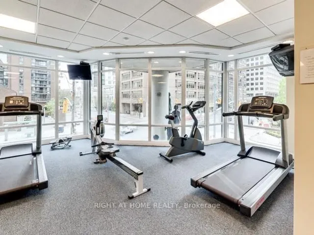 1121 Bay St #1907, Toronto 5