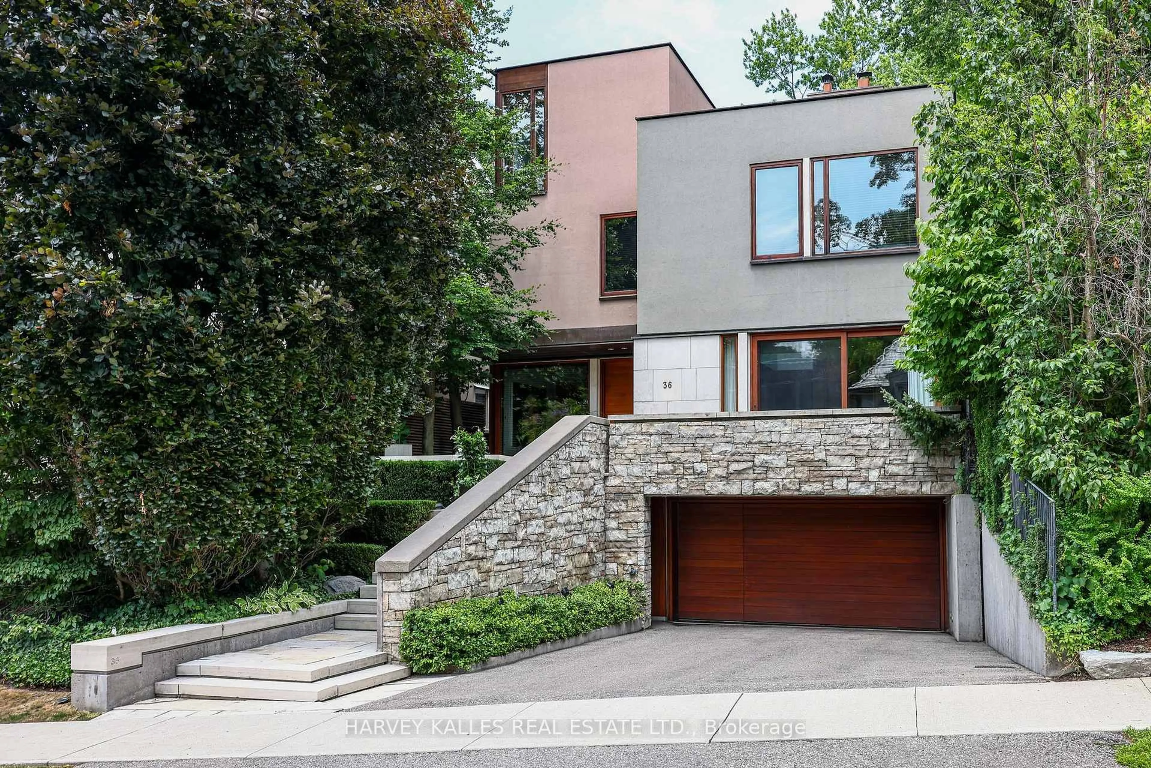 Home with brick exterior material, street for 36 Millbank Ave, Toronto Ontario M5P 1S5