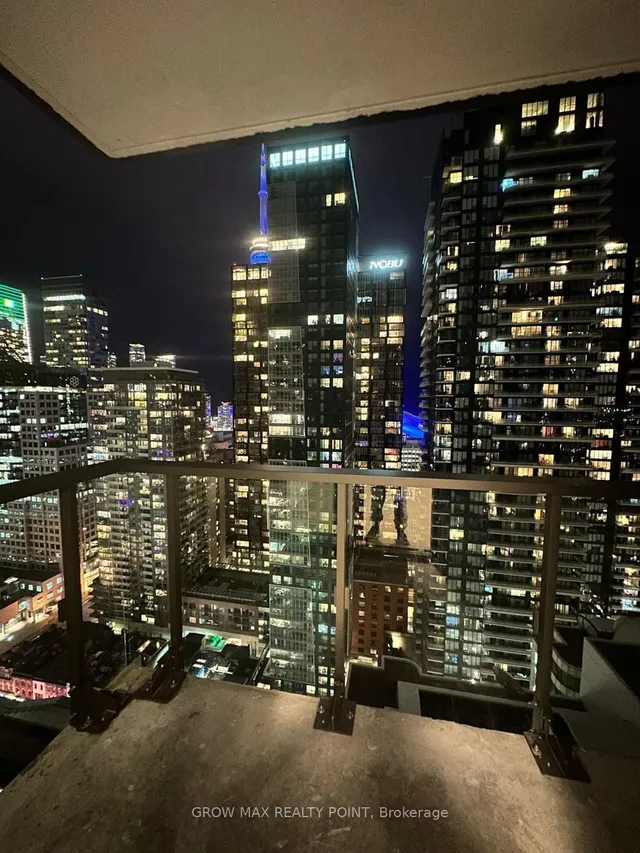 8 Widmer St #3409, Toronto 3