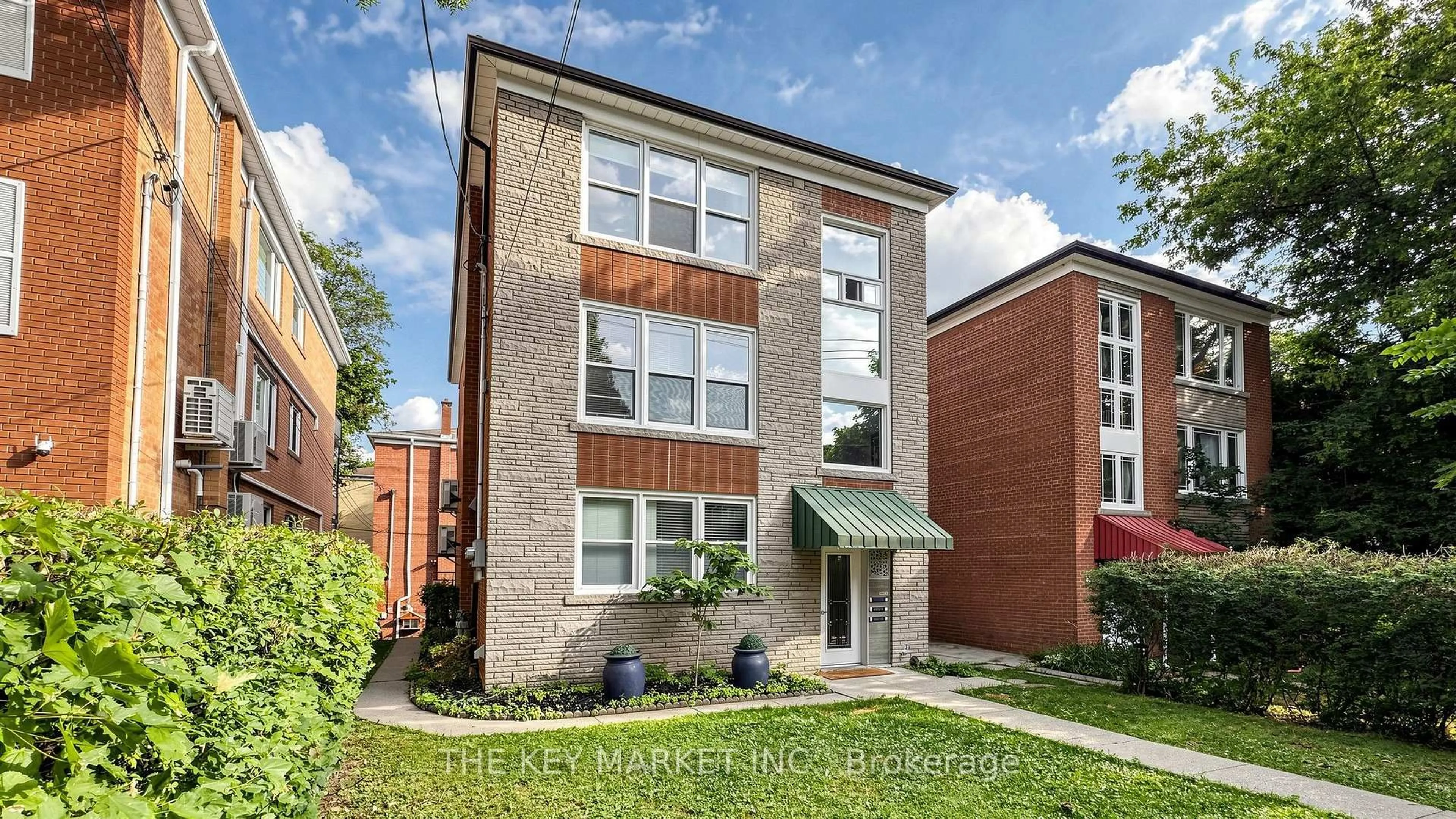 Home with brick exterior material, street for 209 St Clements Ave, Toronto Ontario M4R 1H3