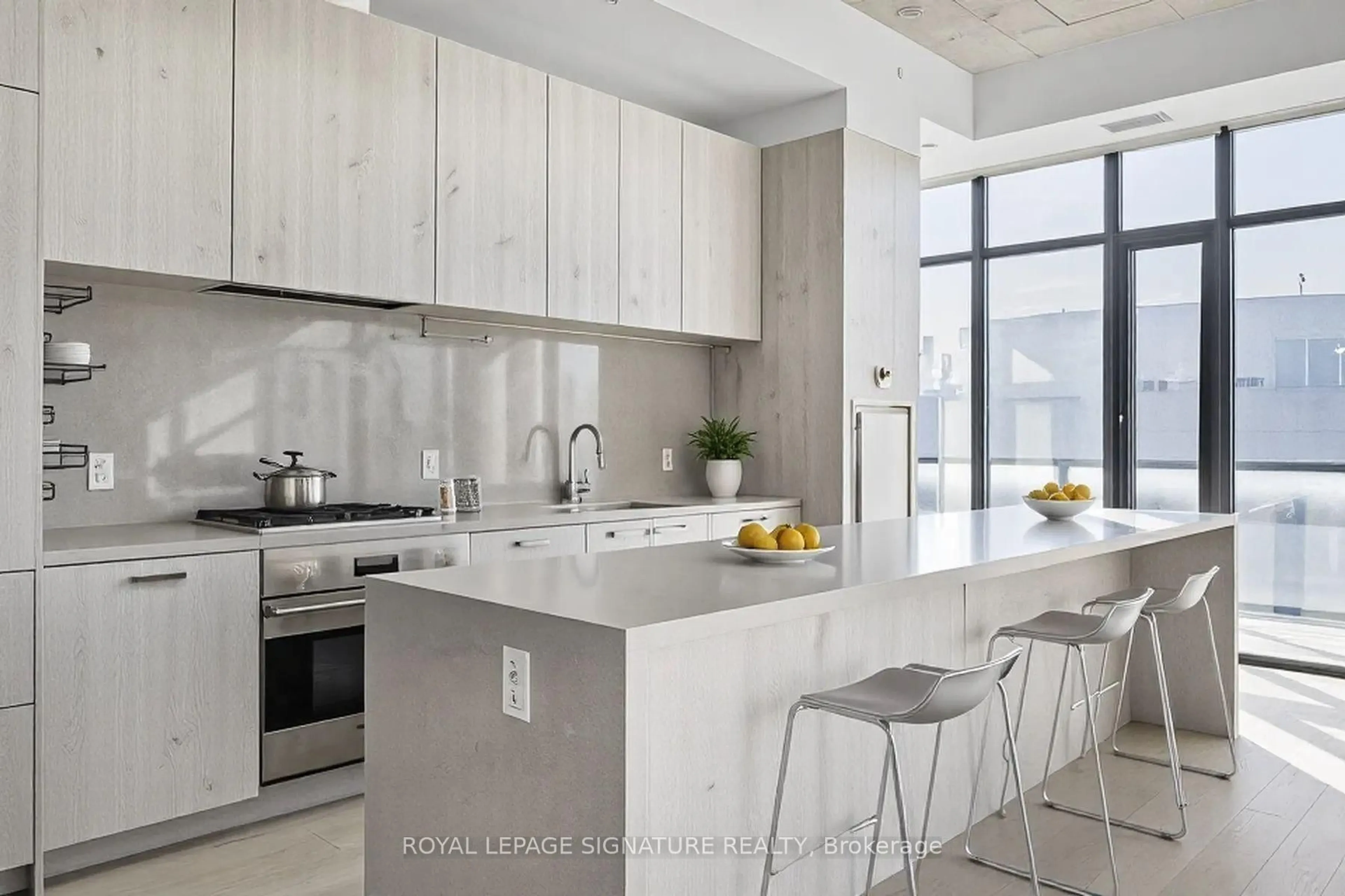 Contemporary kitchen, unknown for 608 Richmond St #1402, Toronto Ontario M5V 1Y9