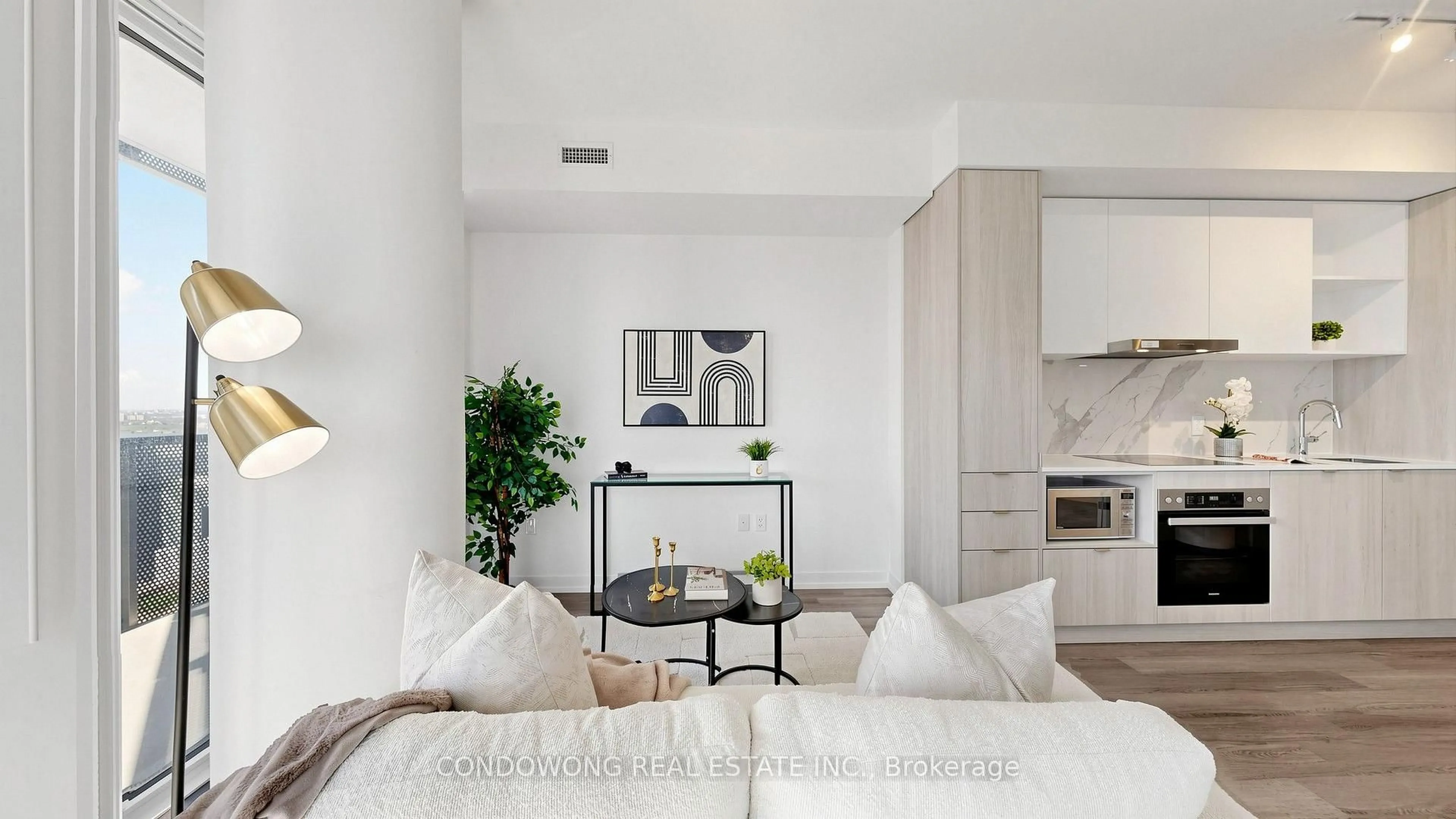 Living room with furniture, unknown for 138 Downes St #6212, Toronto Ontario M5E 0E4