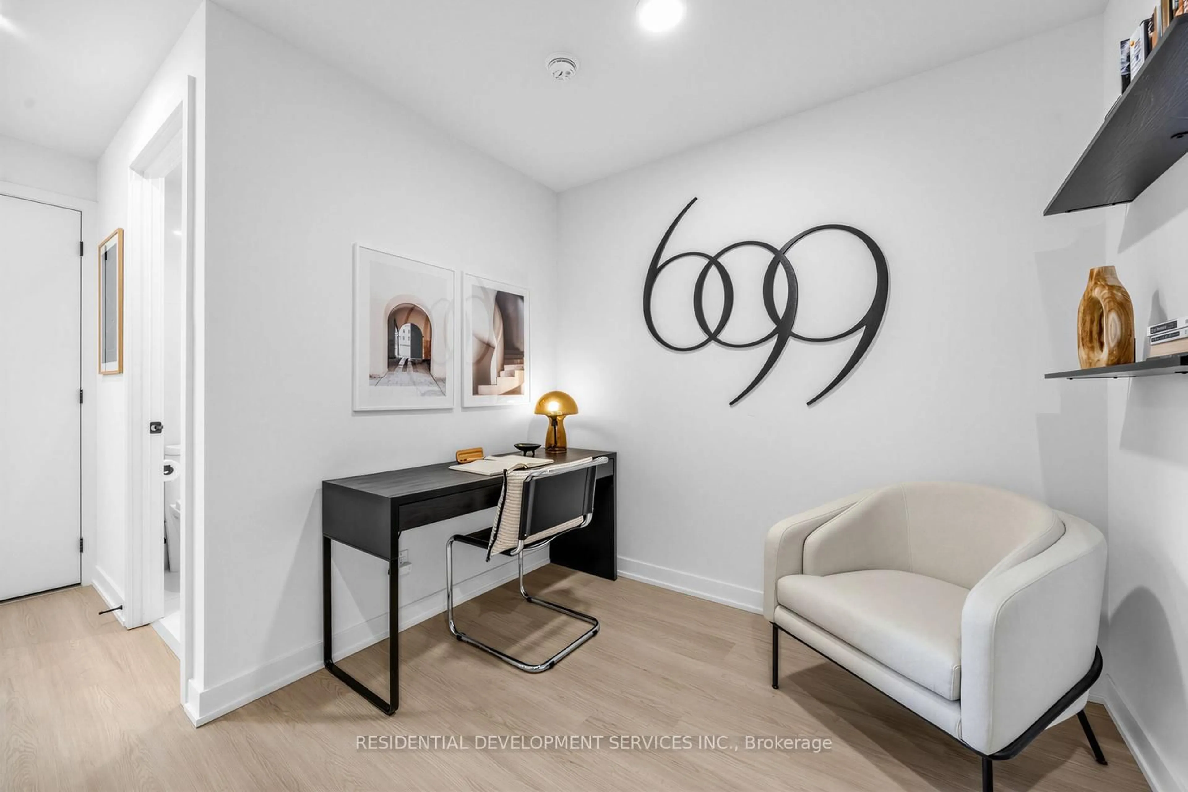 Unknown for 699 Sheppard Ave #226, Toronto Ontario M2K 0J5