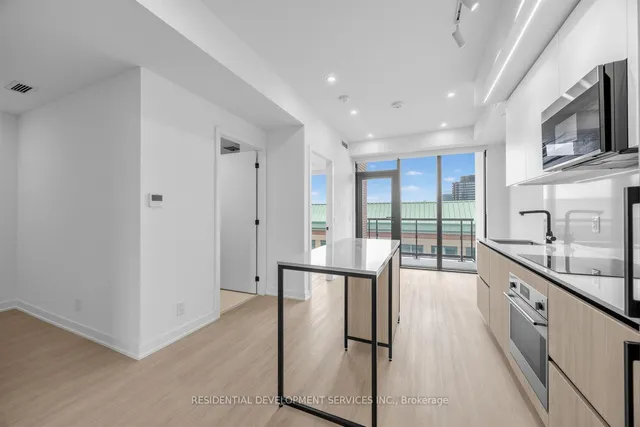 699 Sheppard Ave #505, Toronto 3