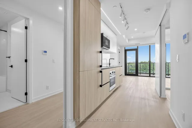 699 Sheppard Ave #619, Toronto 5