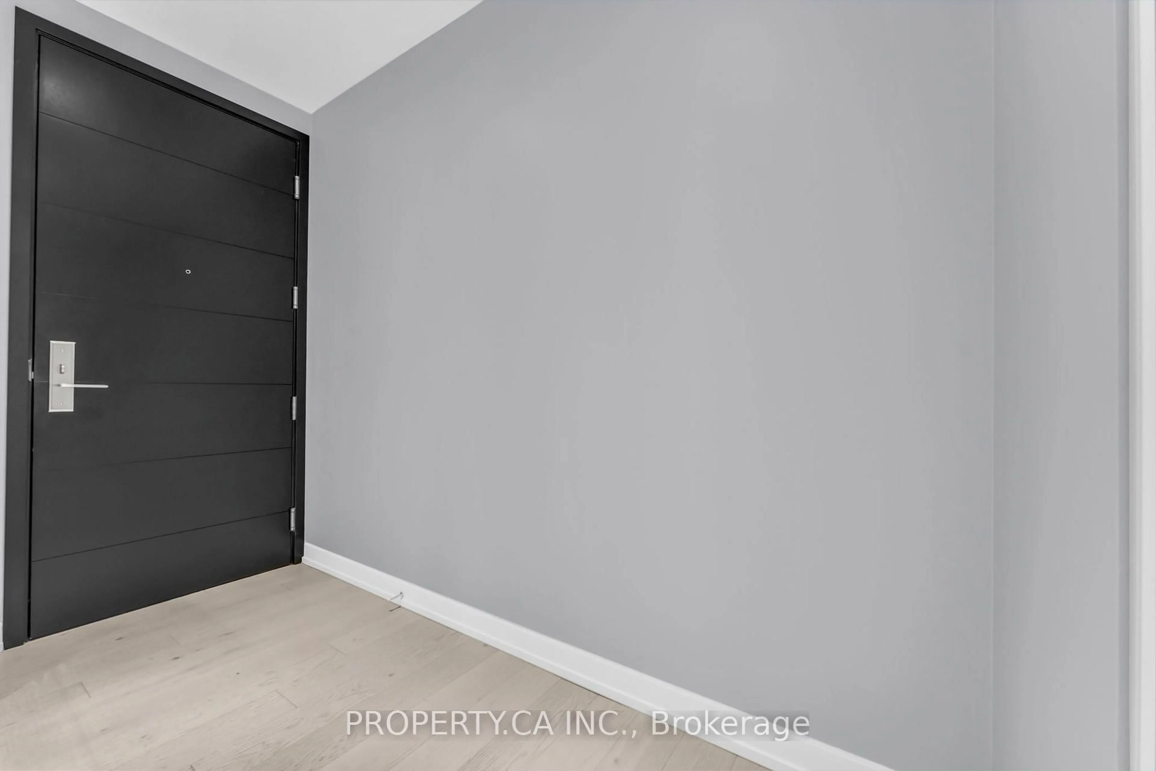 Unknown for 488 University Ave #3002, Toronto Ontario M5G 0C1
