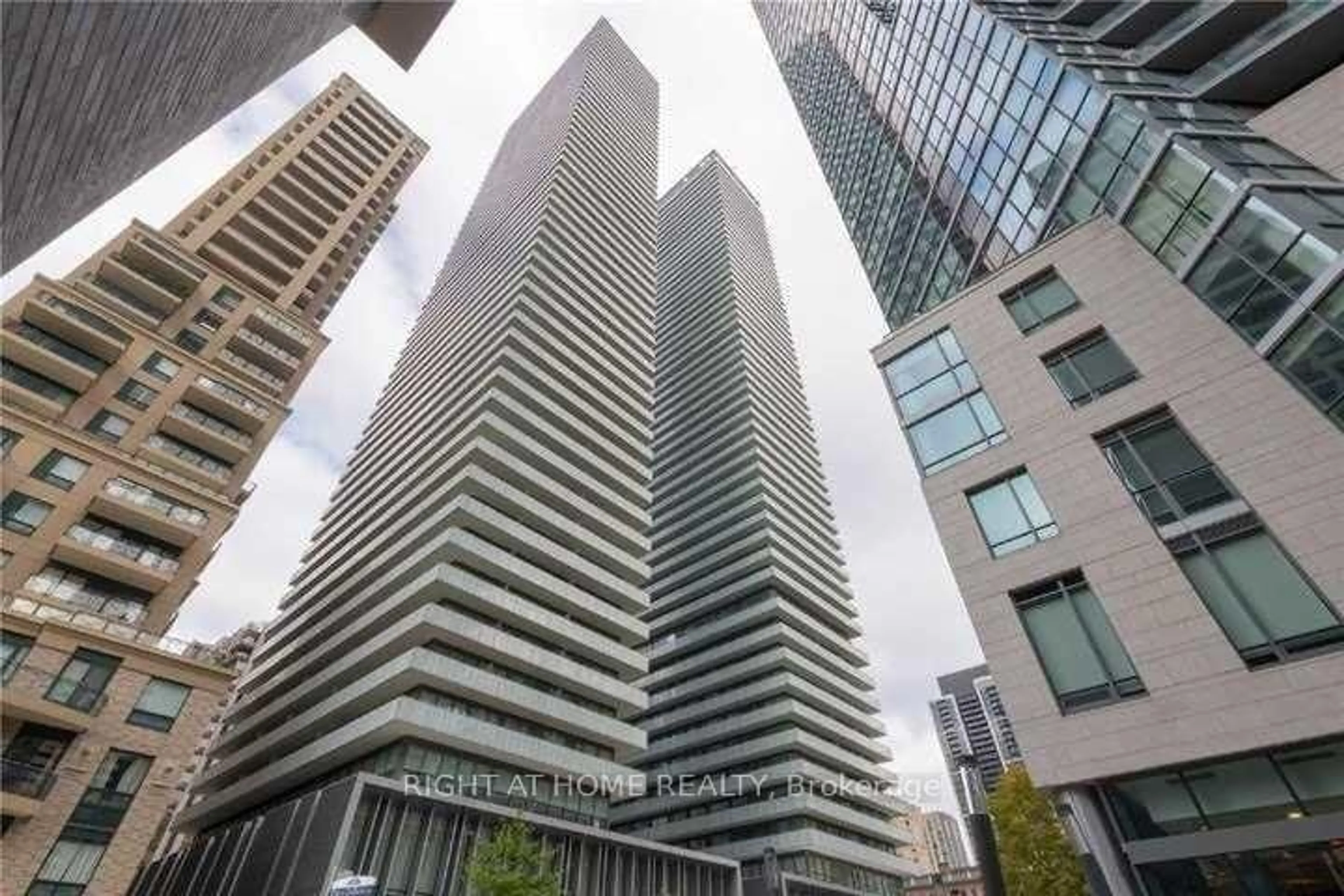 Unknown for 42 Charles St #3408, Toronto Ontario M4Y 1T4