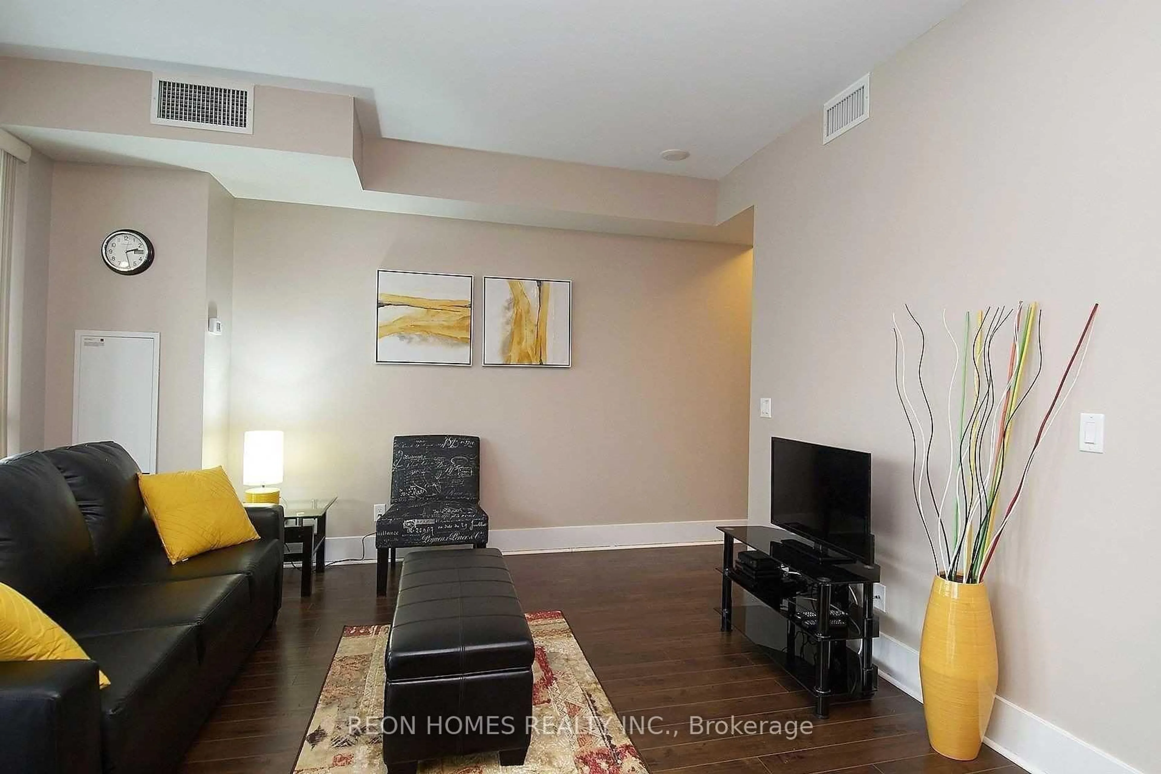 Living room with furniture, unknown for 300 Front St #2009, Toronto Ontario M5V 0E9