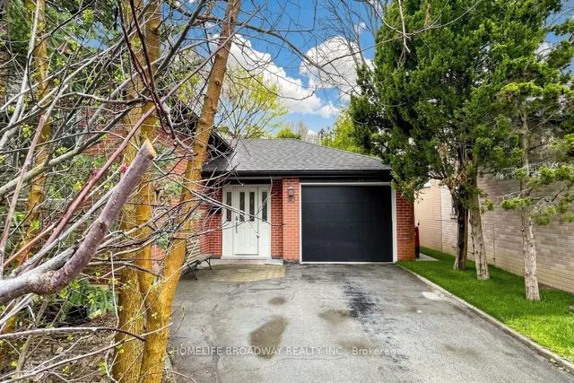 36 Bradgate Rd, Toronto 3