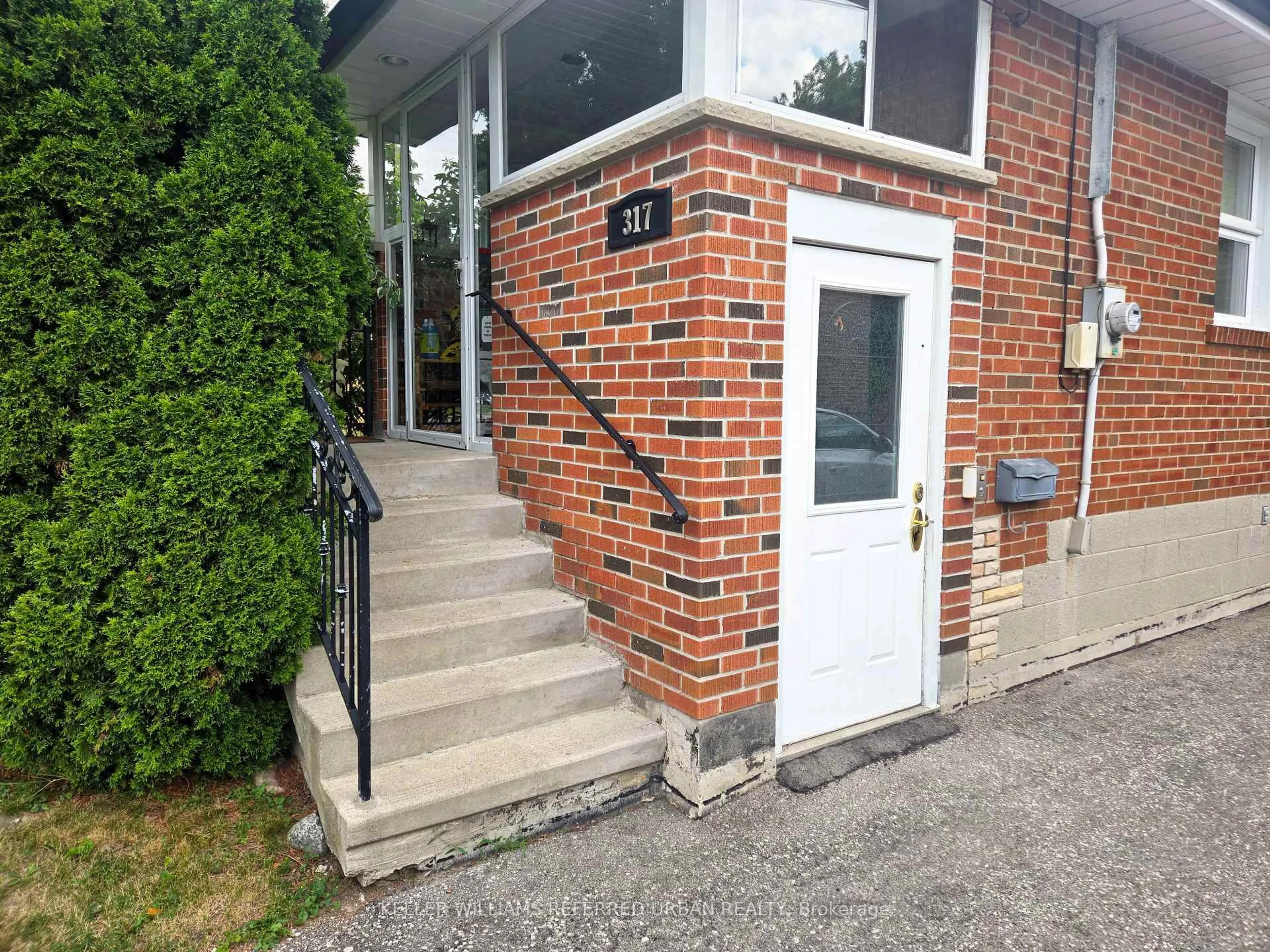 Unknown for 317 Patricia Ave, Toronto Ontario M2R 2M6