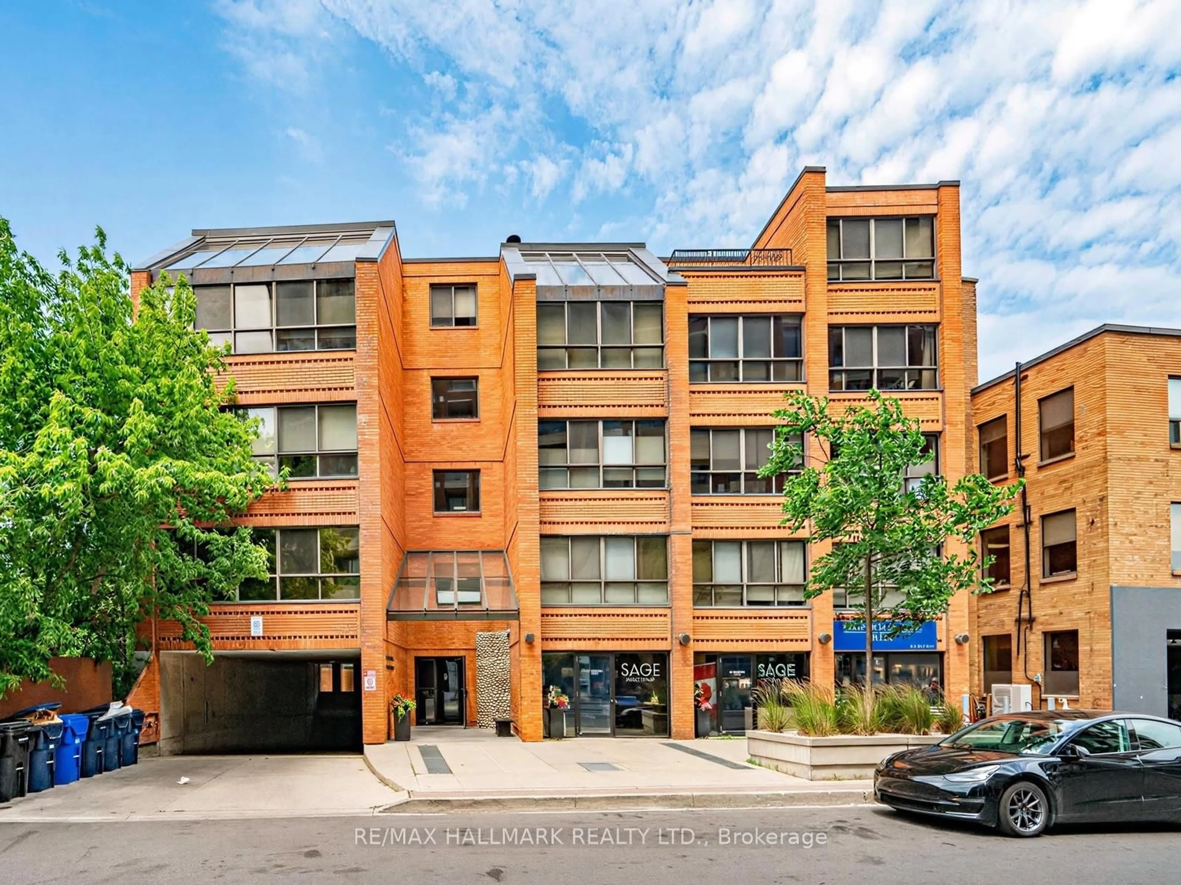 Unknown for 20 Glebe Rd #Ph15, Toronto Ontario M5P 1C9