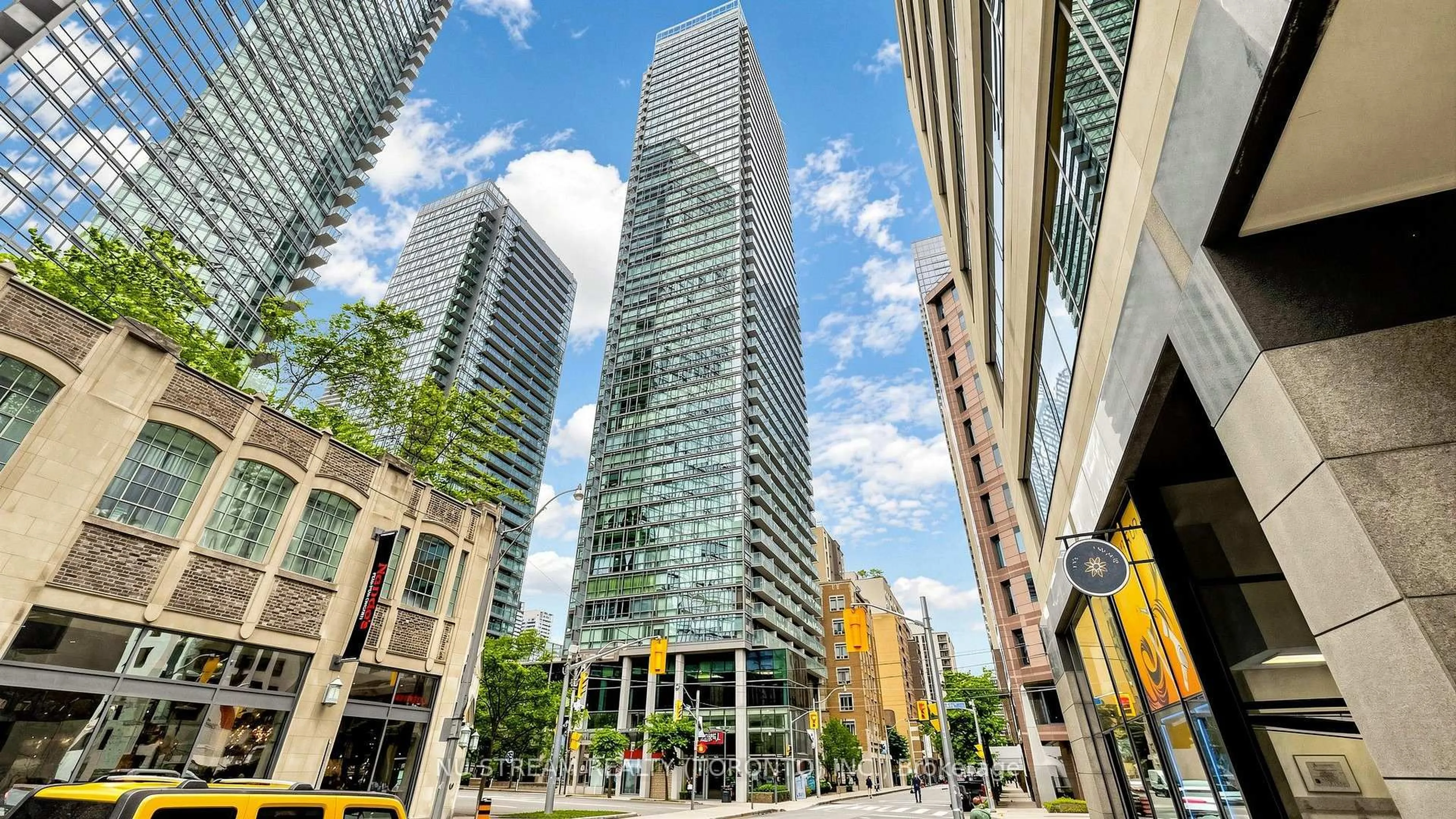 Unknown for 38 Grenville St #4407, Toronto Ontario M4Y 1A5