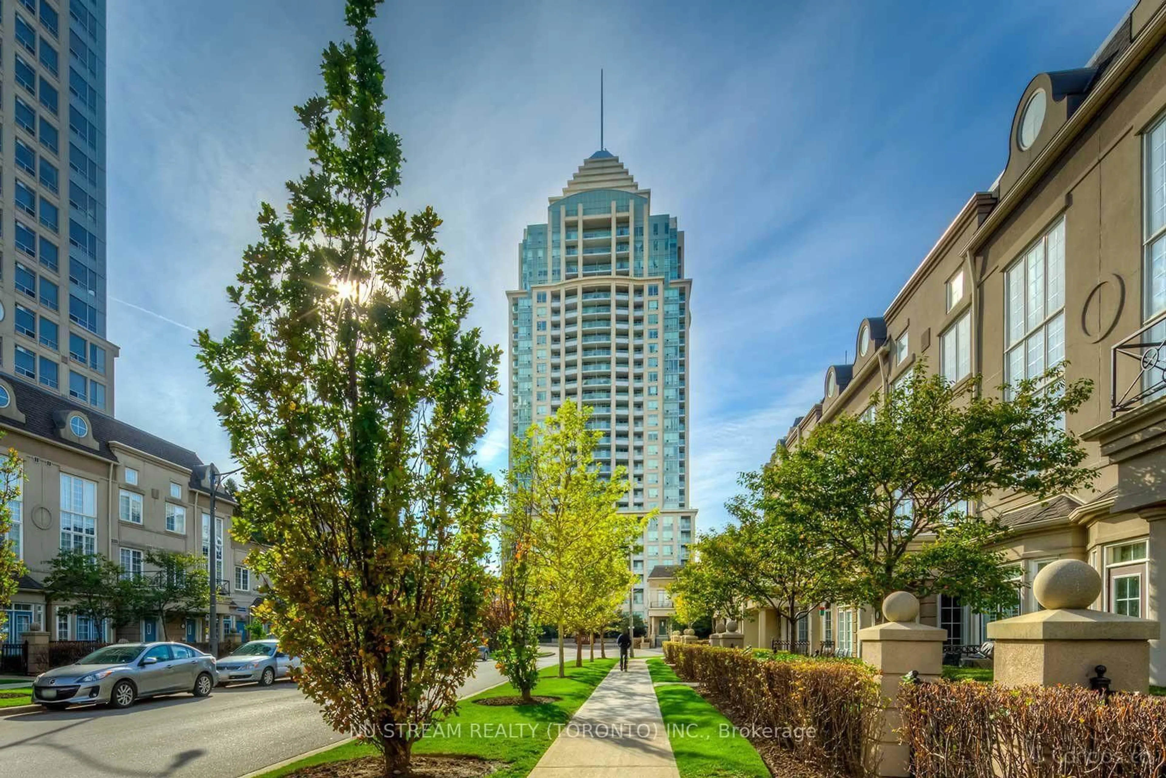 Patio, unknown for 17 Barberry Pl #PH304, Toronto Ontario M2K 3E2