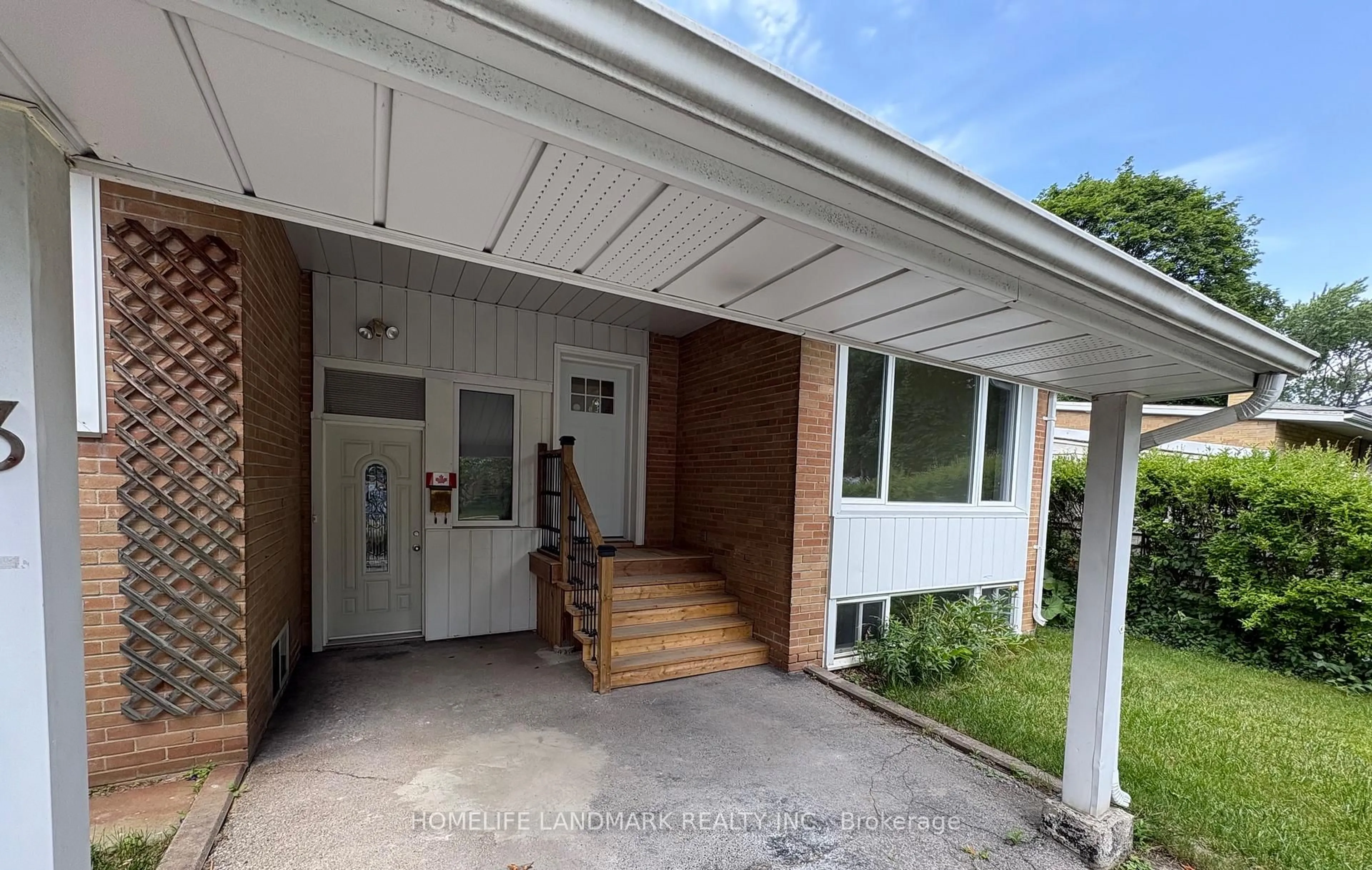 Unknown for 73 Berkinshaw Cres, Toronto Ontario M3B 2T1