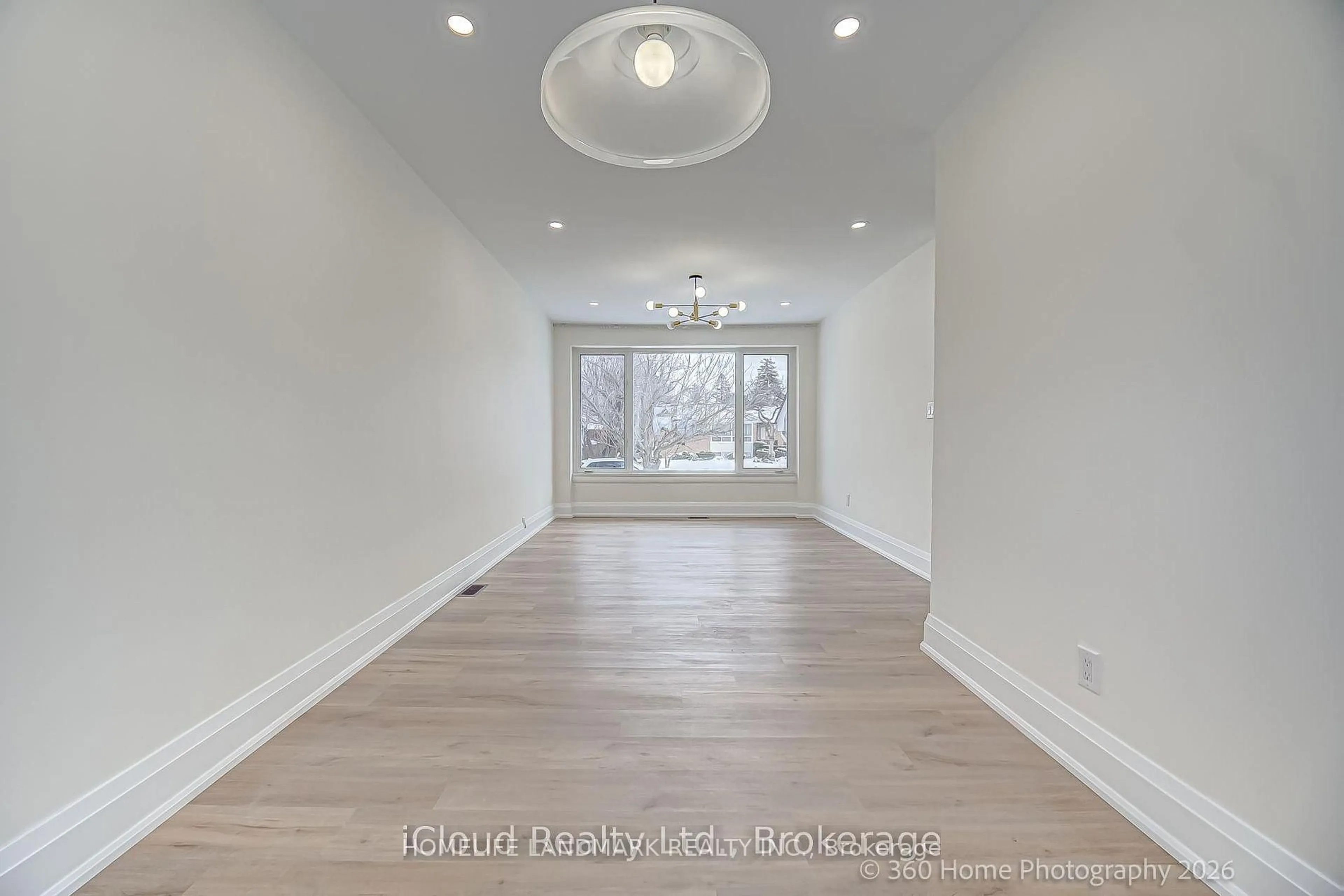 A pic of a room for 73 Berkinshaw Cres, Toronto Ontario M3B 2T1