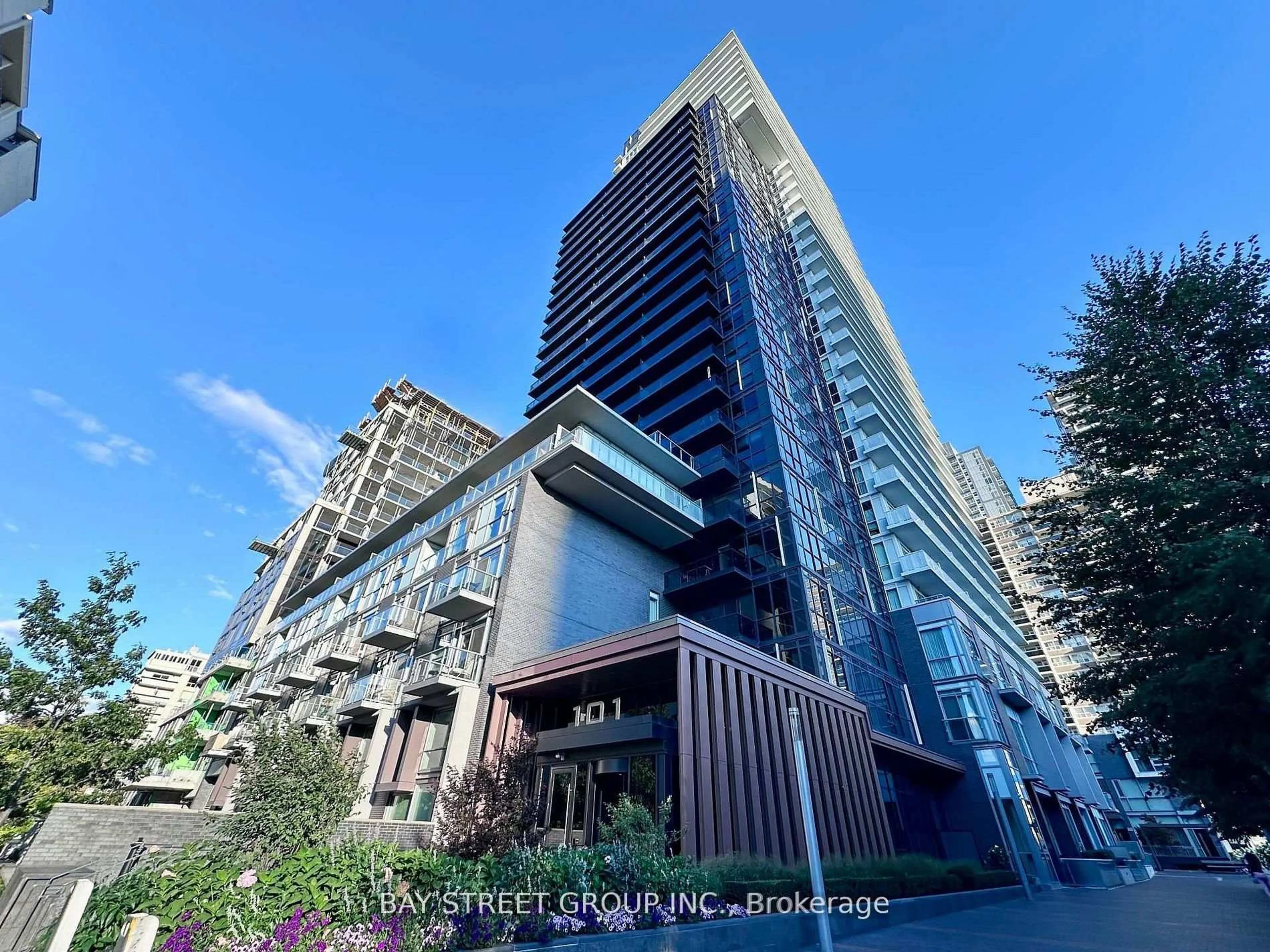Indoor foyer for 101 erskine Ave #1106, Toronto Ontario M4P 0C5