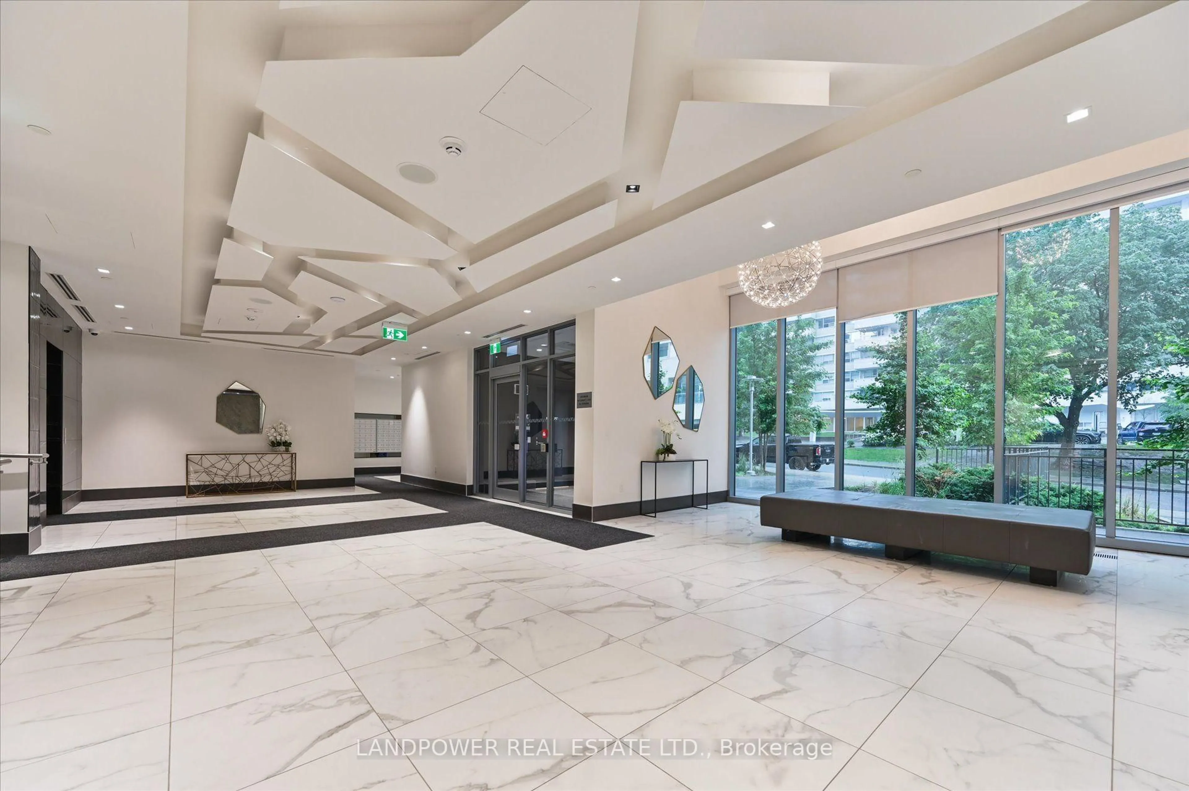 Lobby for 50 Dunfield Ave #1916, Toronto Ontario M4S 0E4