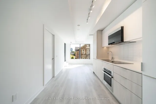 28 Eastern Ave #211, Toronto 4