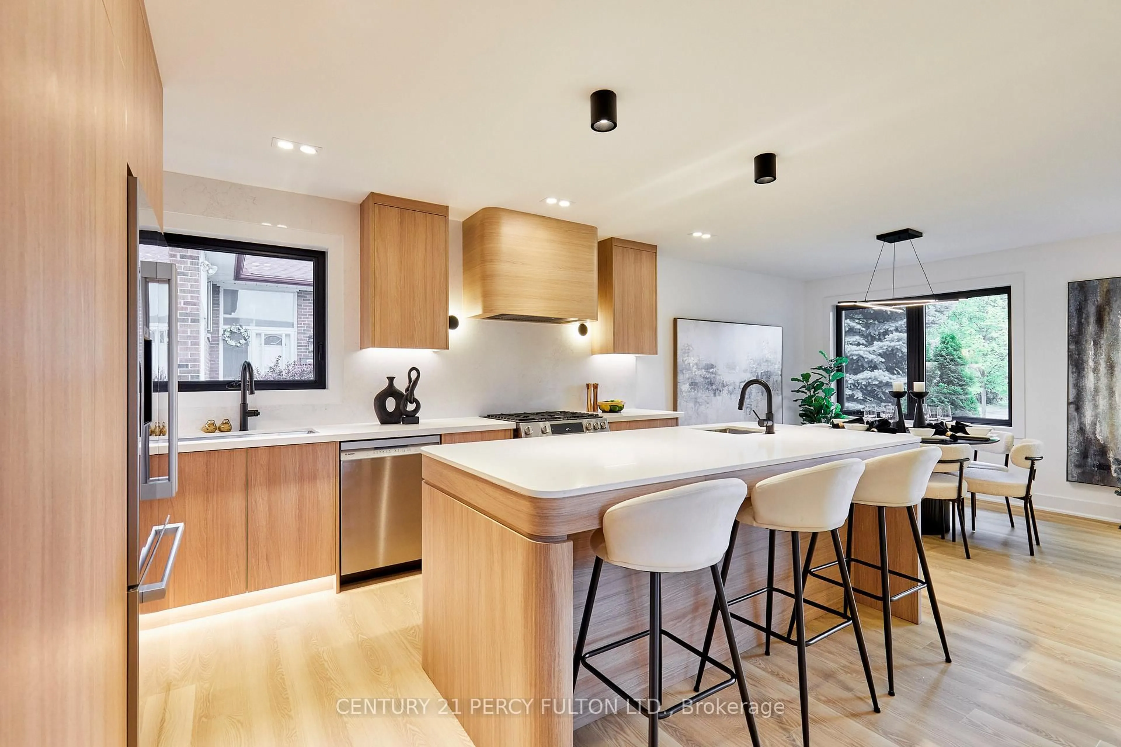 Contemporary kitchen, unknown for 56 Broadlands Blvd, Toronto Ontario M3A 1J3