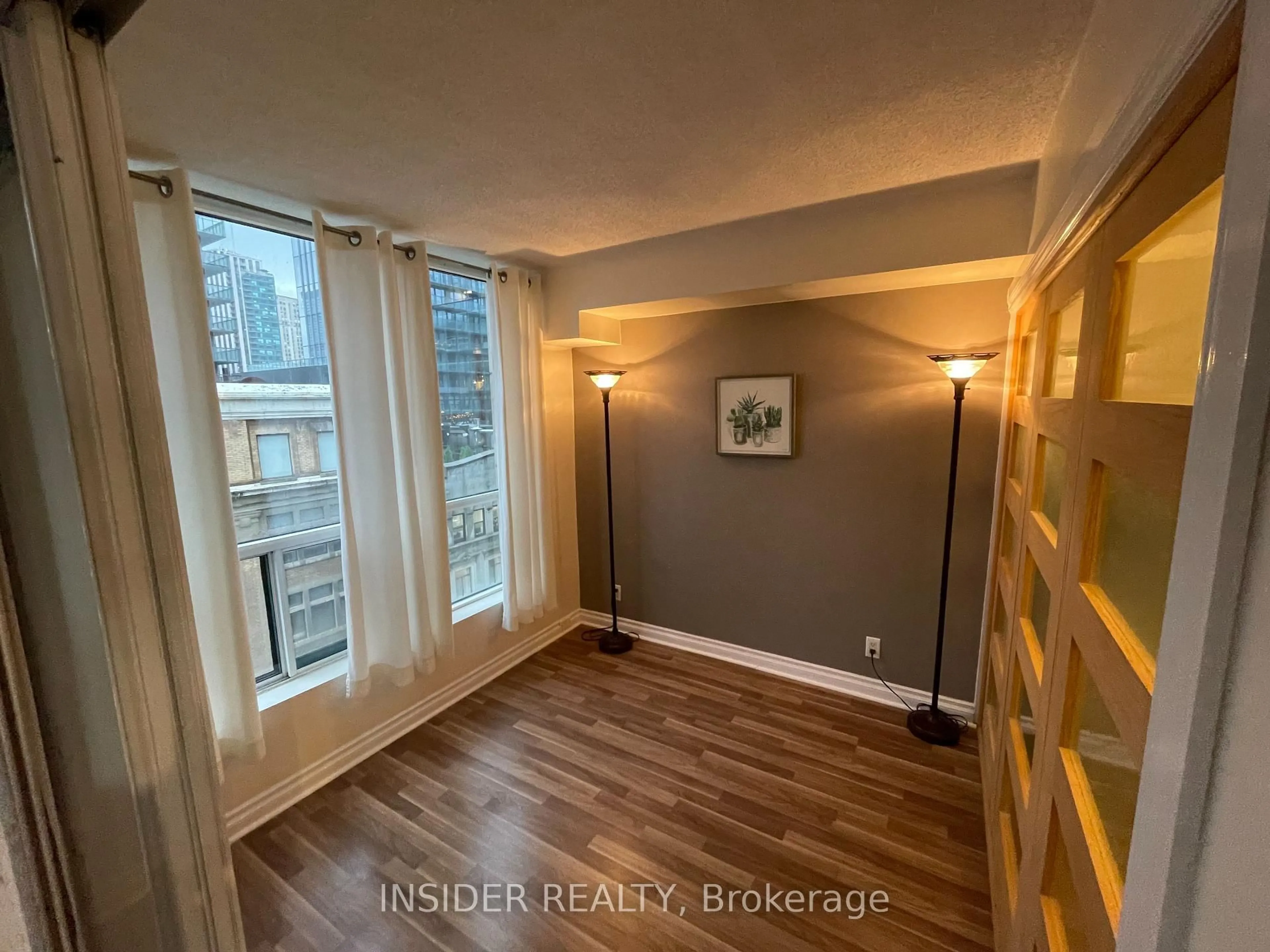 A pic of a room for 92 King St #710, Toronto Ontario M5C 2V8