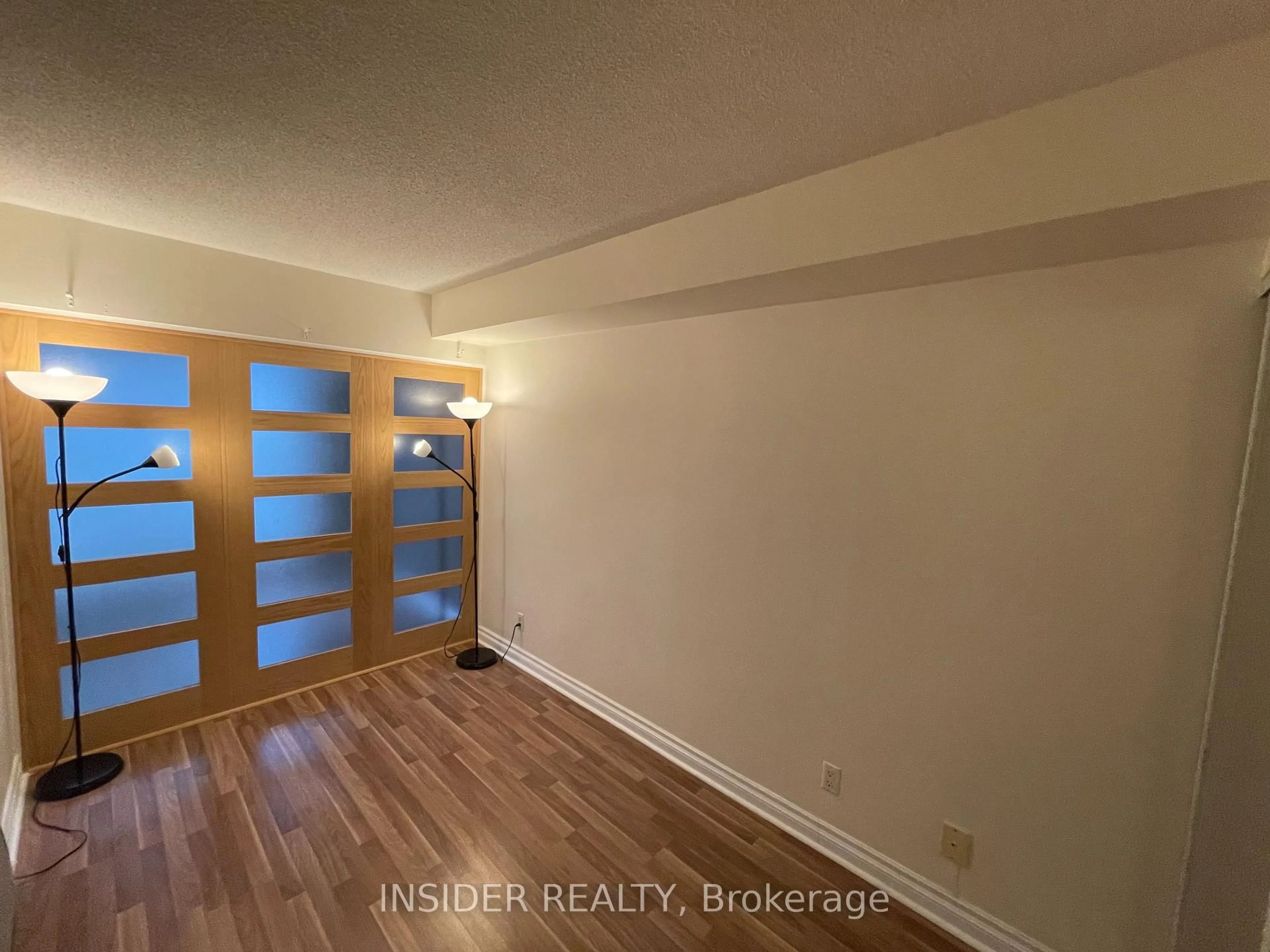 A pic of a room for 92 King St #710, Toronto Ontario M5C 2V8