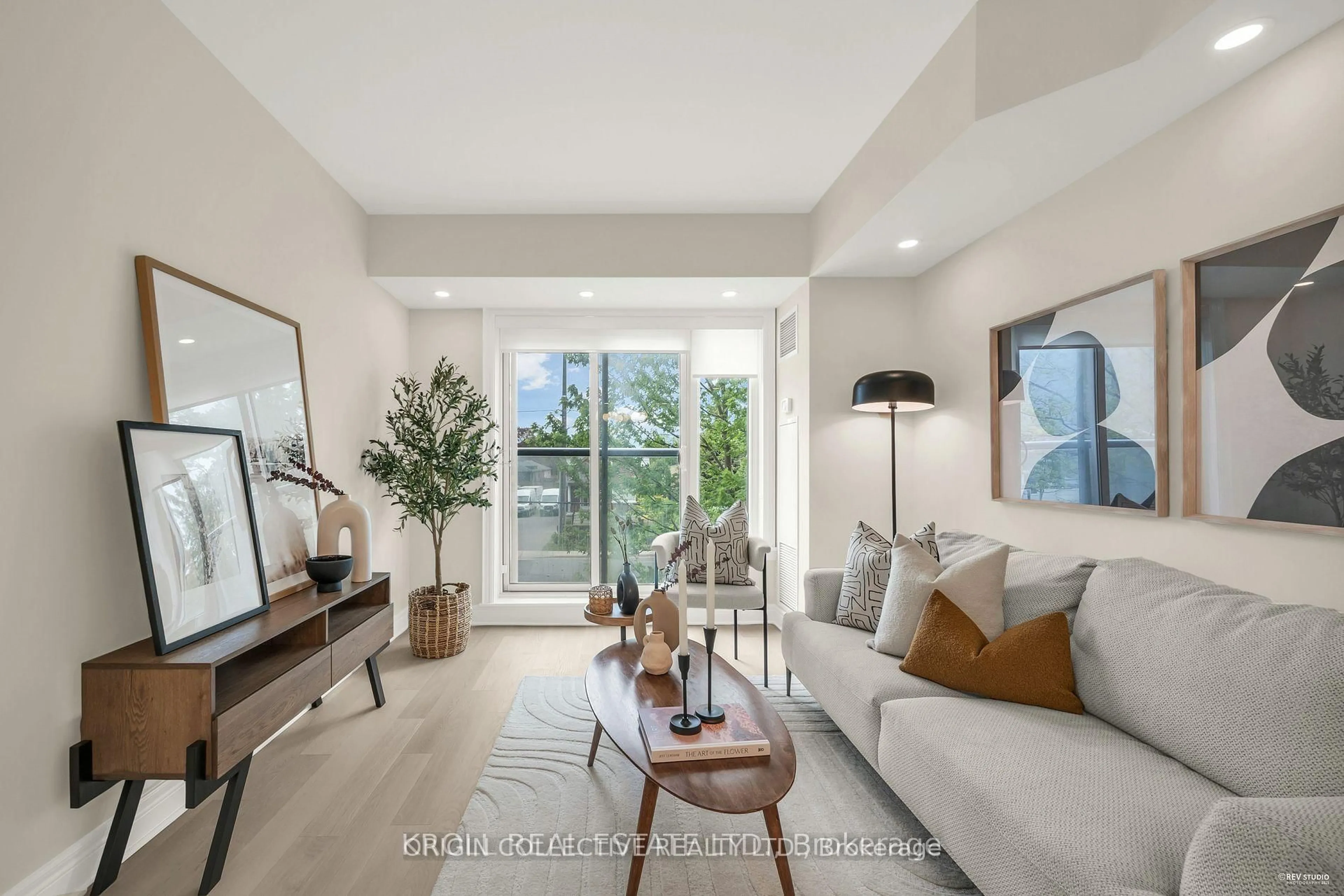 Living room with furniture, unknown for 701 Sheppard Ave #229, Toronto Ontario M3H 0B2