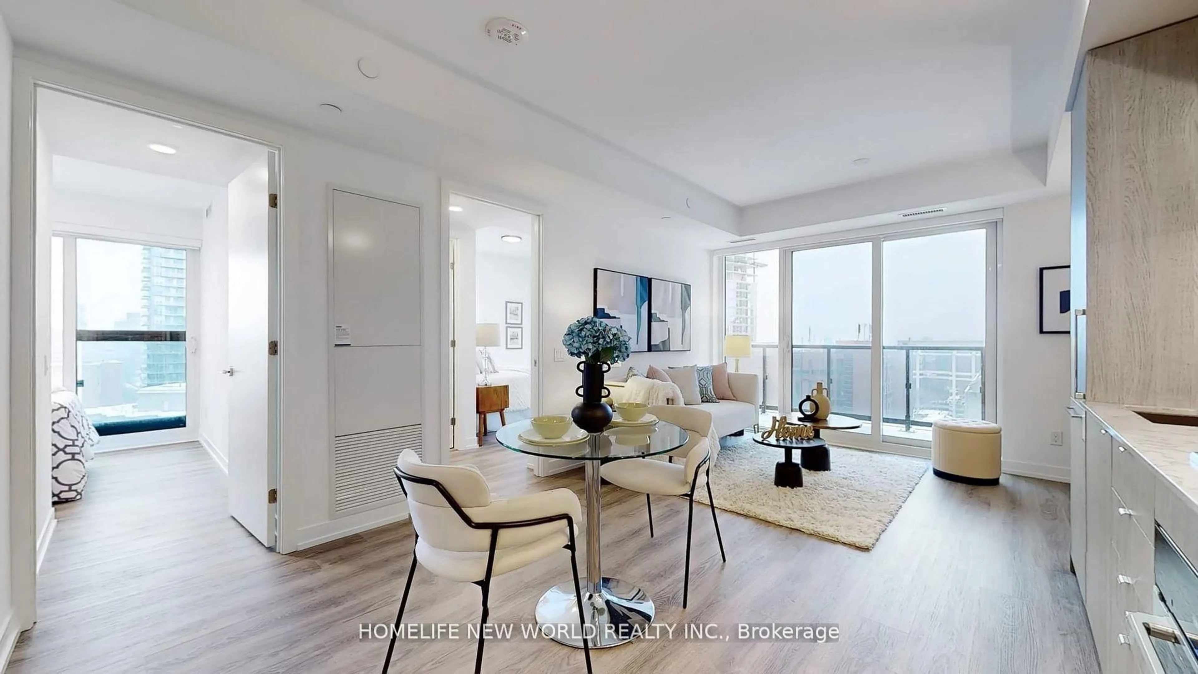 Dining room, wood/laminate floor for 771 Yonge St #1908, Toronto Ontario M4W 0B8
