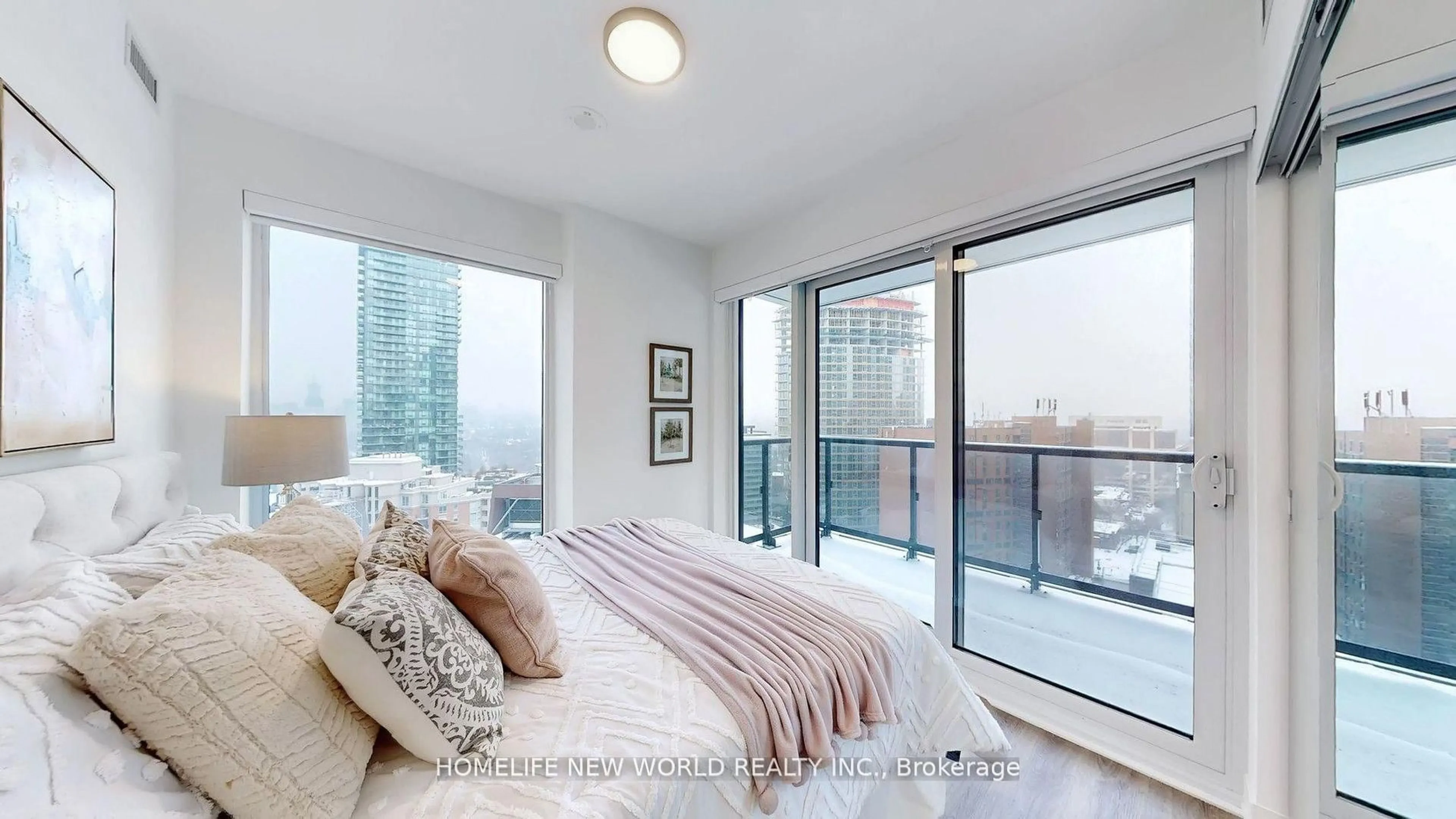 Bedroom with bed, unknown for 771 Yonge St #1908, Toronto Ontario M4W 0B8