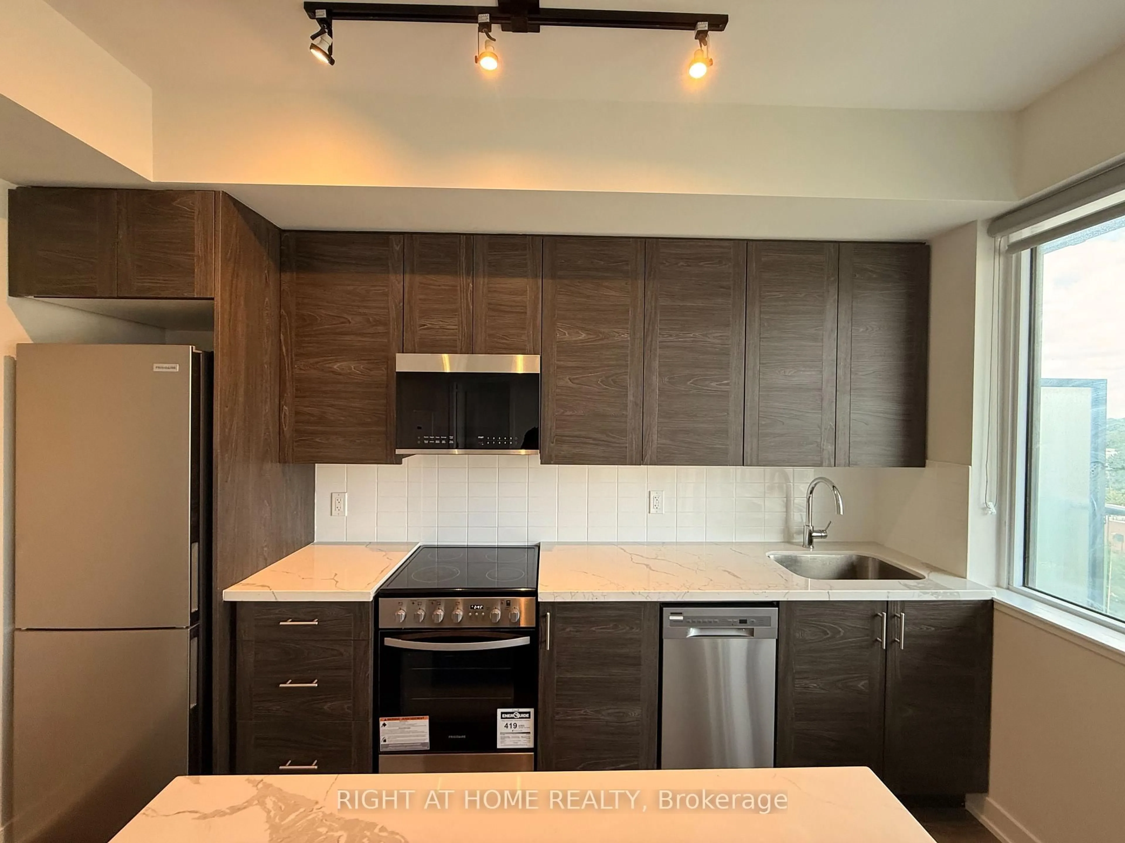 Unknown for 15 Ellerslie Ave #809, Toronto Ontario M2N 0E7