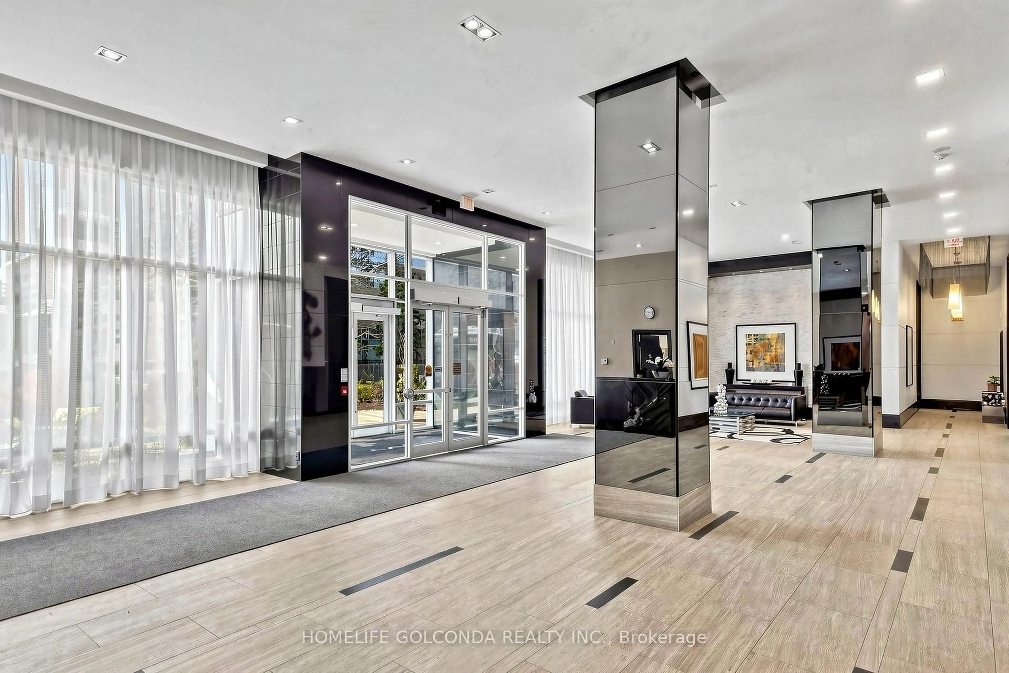 Indoor foyer for 17 Anndale Dr #1210, Toronto Ontario M2N 2W7