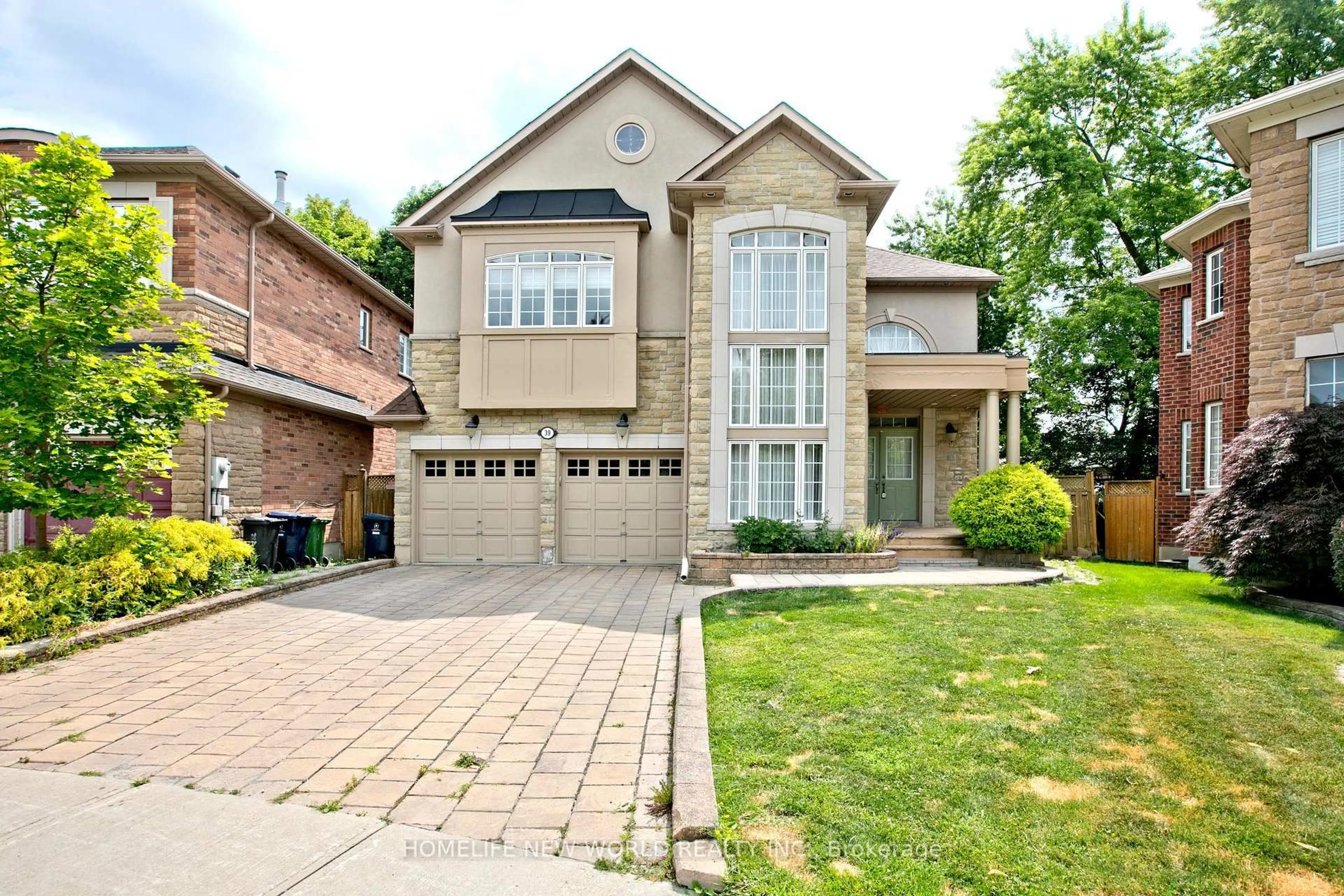 Home with brick exterior material, street for 39 Green Meadows Circ, Toronto Ontario M2J 5G6