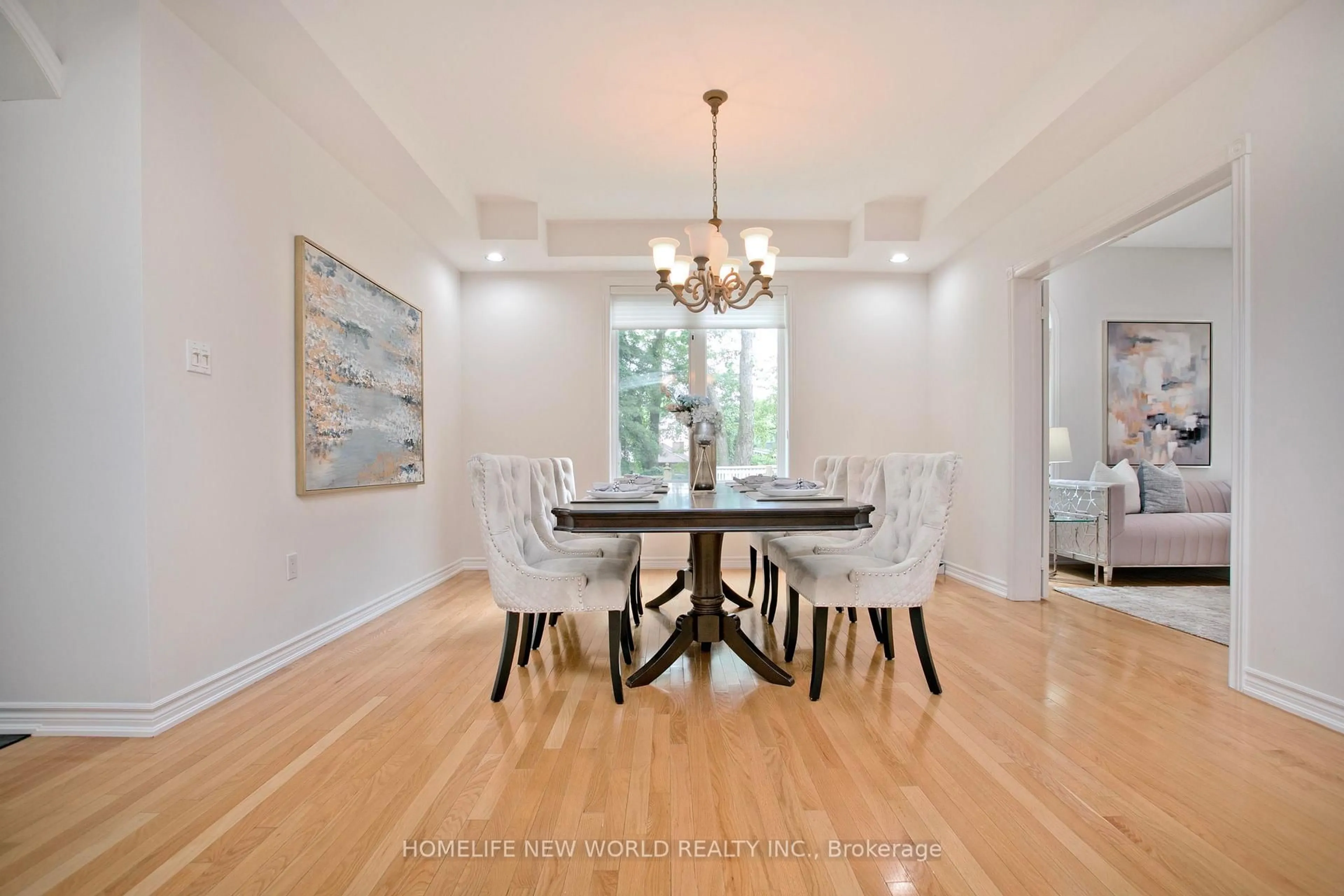 Dining room, wood/laminate floor for 39 Green Meadows Circ, Toronto Ontario M2J 5G6