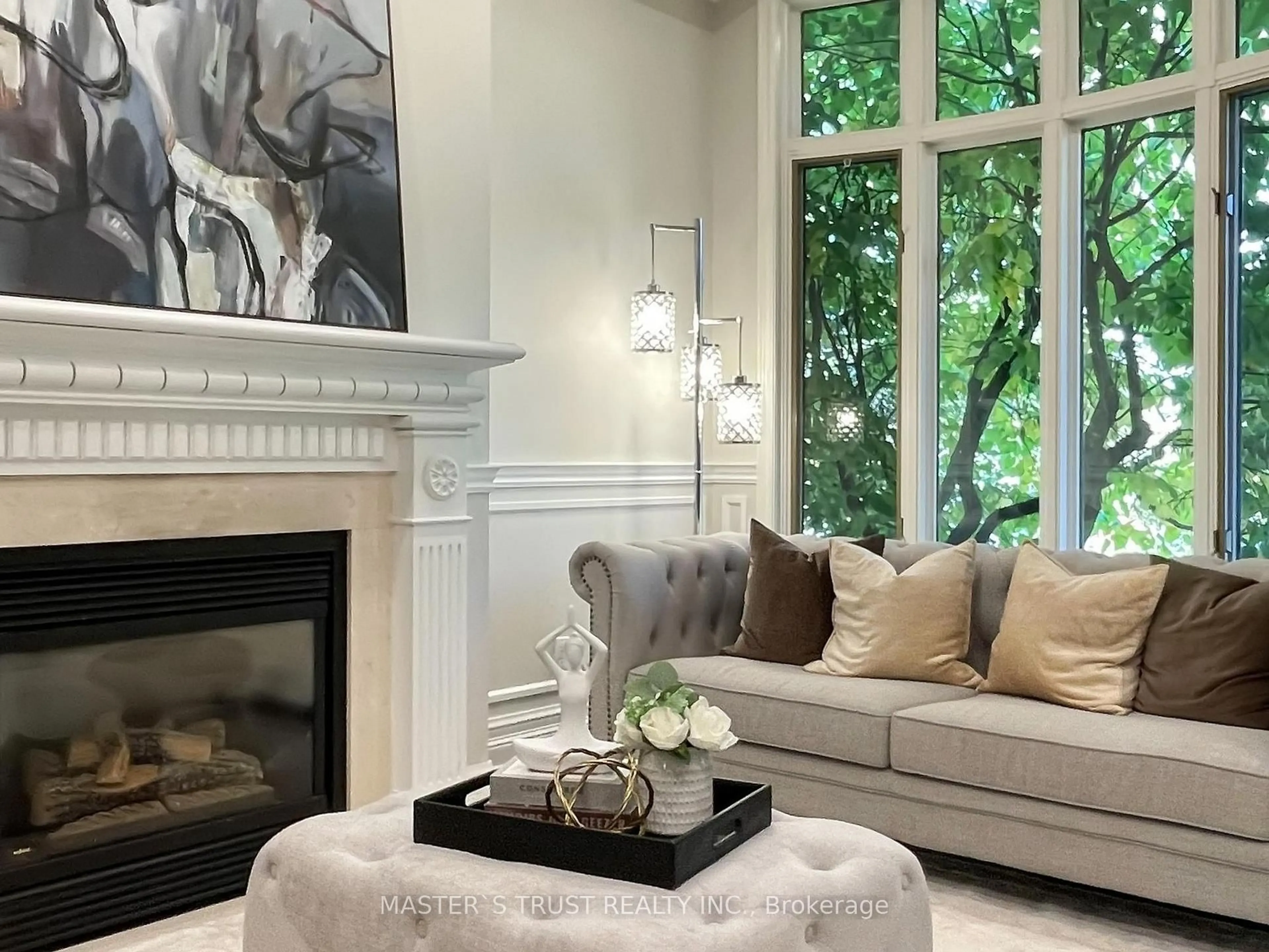 Living room with furniture, unknown for 260 Russell Hill Rd #11, Toronto Ontario M4V 2T2