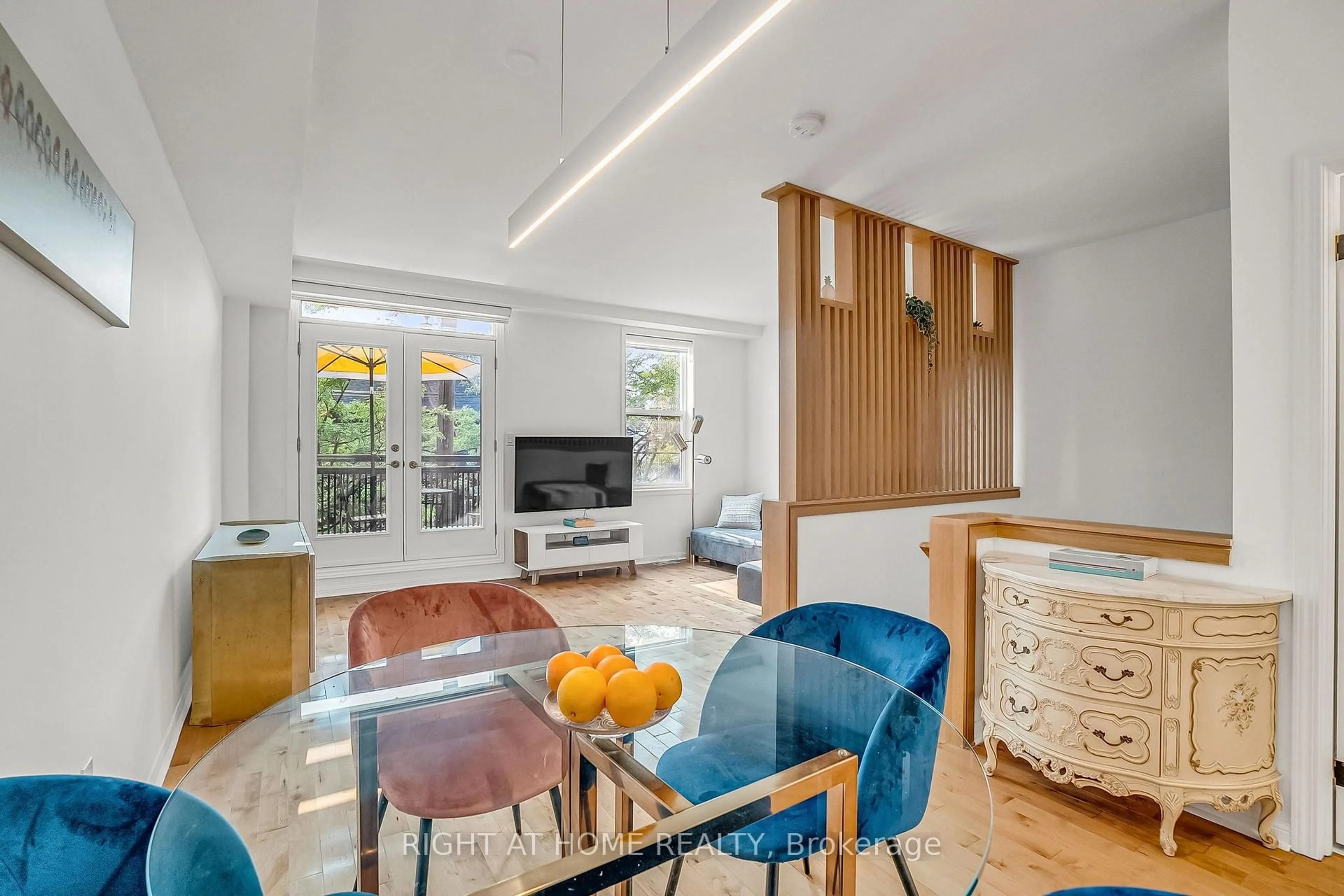Open concept kitchen, unknown for 55 Halton St #104, Toronto Ontario M6J 1R5