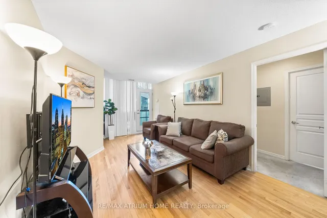 509 Beecroft Rd #317, Toronto 3