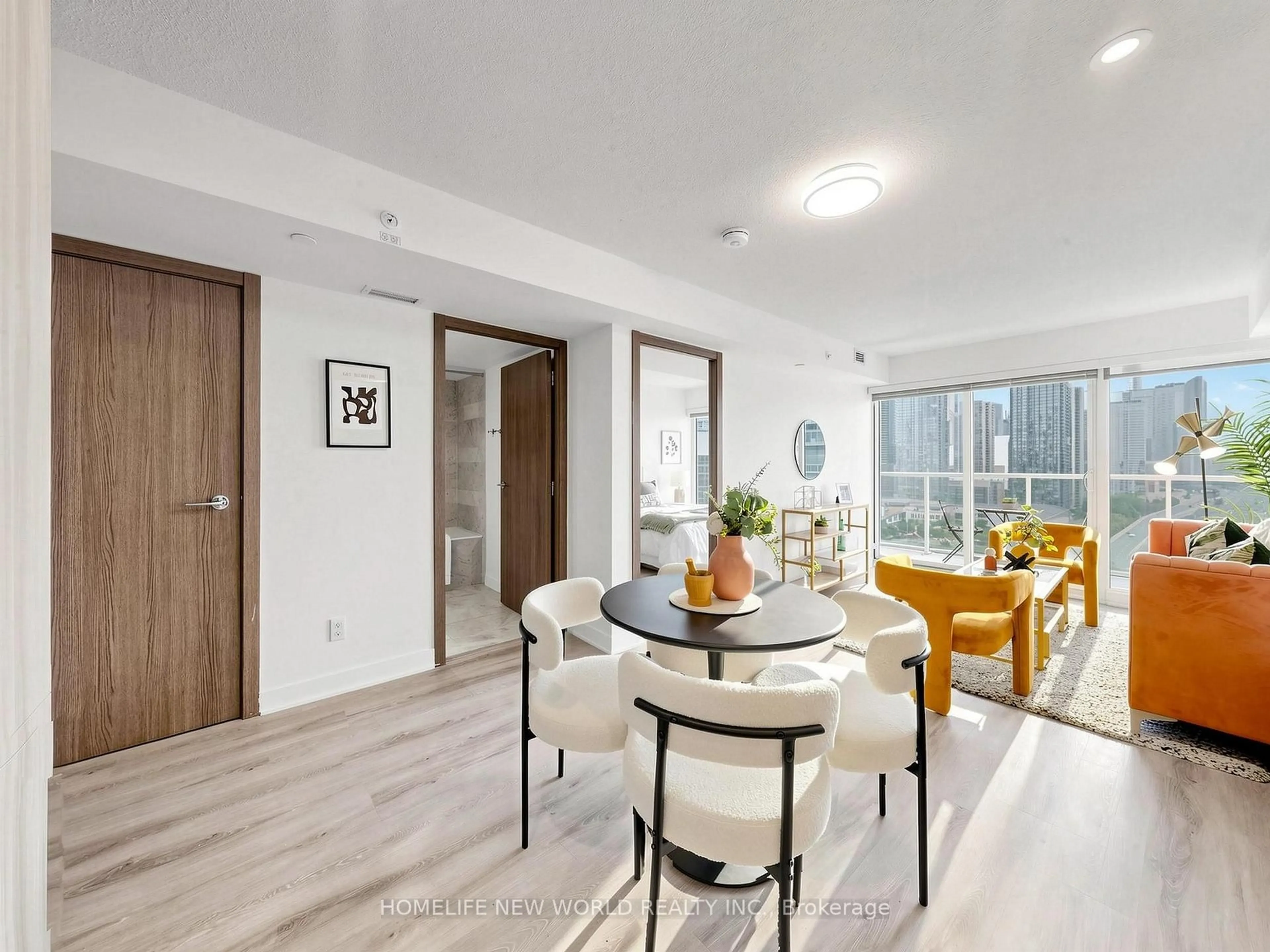 A pic of a room for 17 Bathurst St #2011, Toronto Ontario M5V 0N1