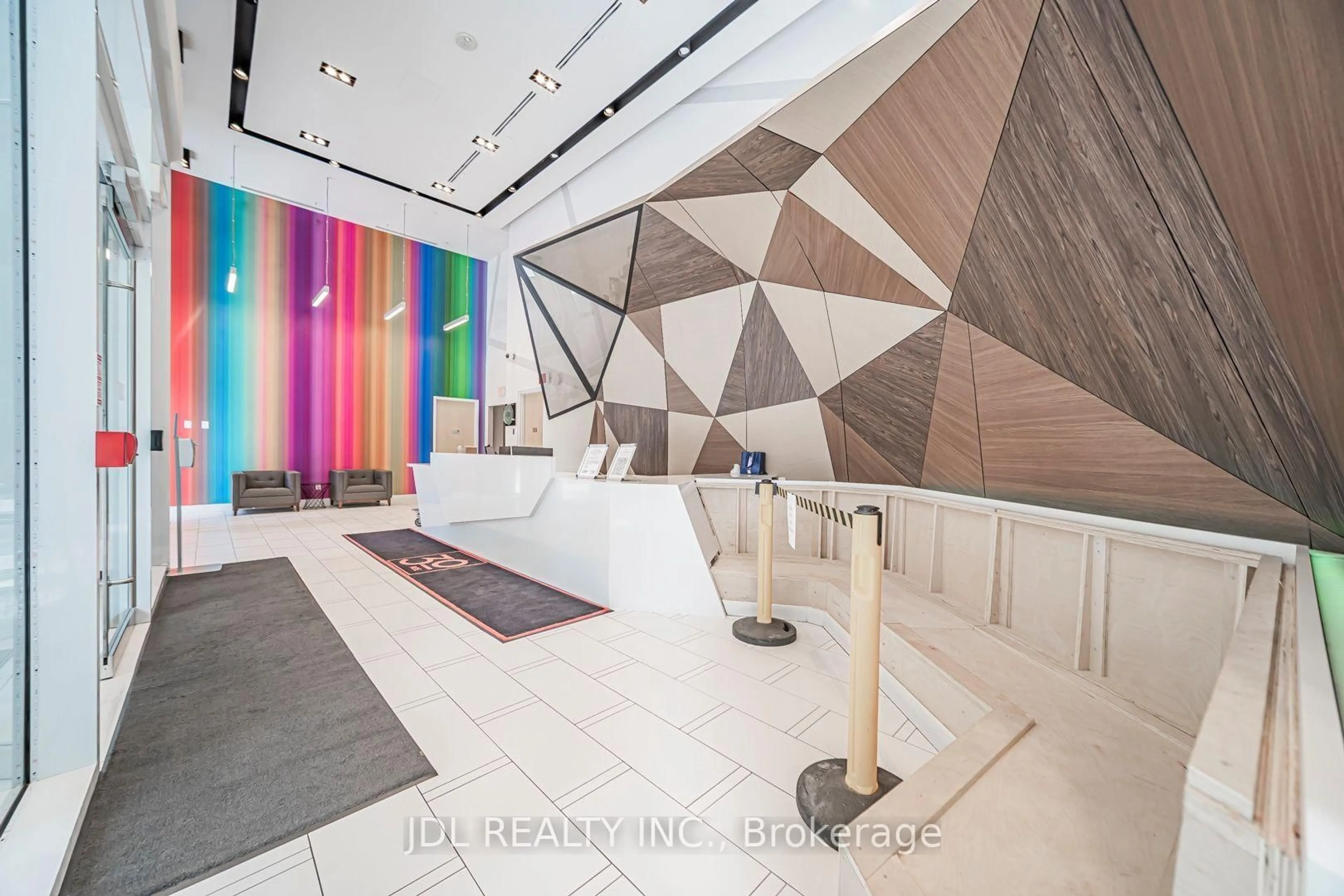 Lobby for 30 Roehampton Ave #2309, Toronto Ontario M4P 0B9