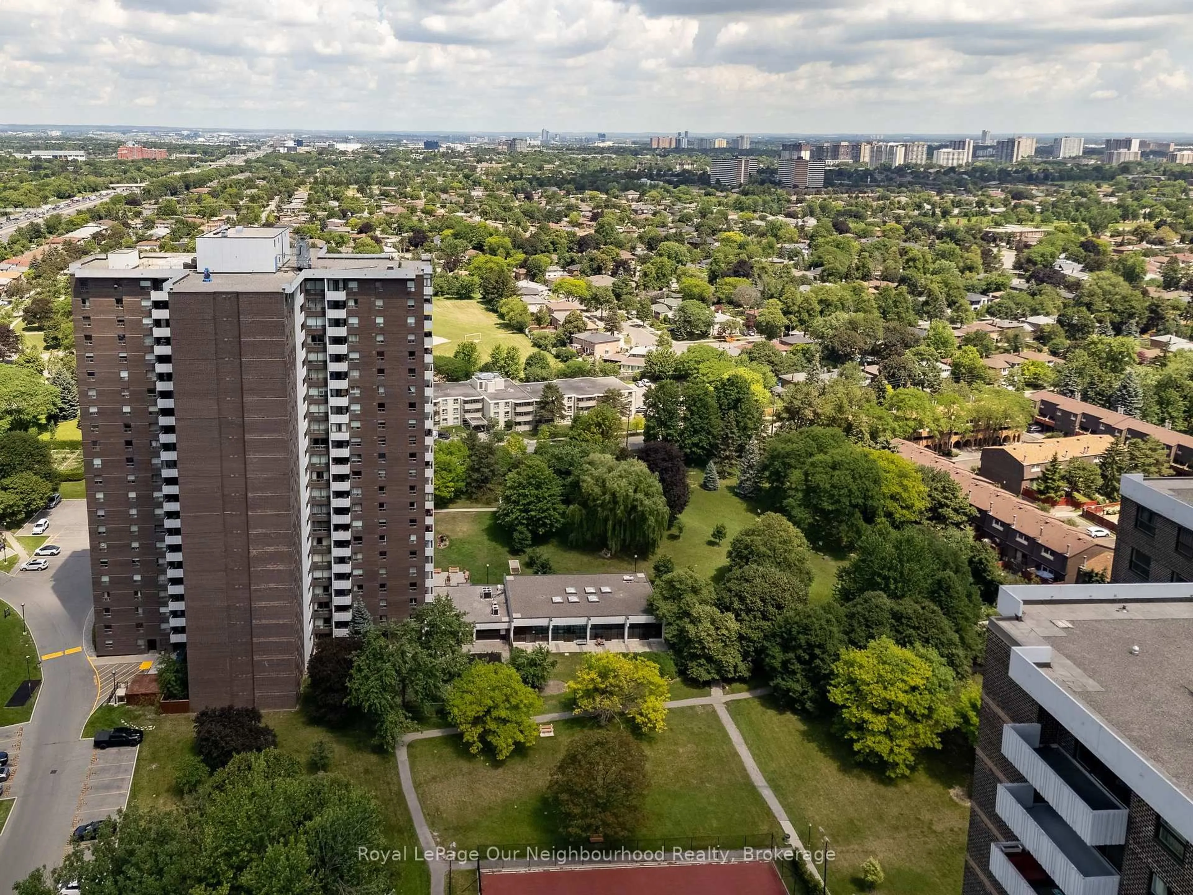 A pic from outside/outdoor area/front of a property/back of a property/a pic from drone, city buildings view from balcony for 1900 Sheppard Ave #2203, Toronto Ontario M2J 4T4