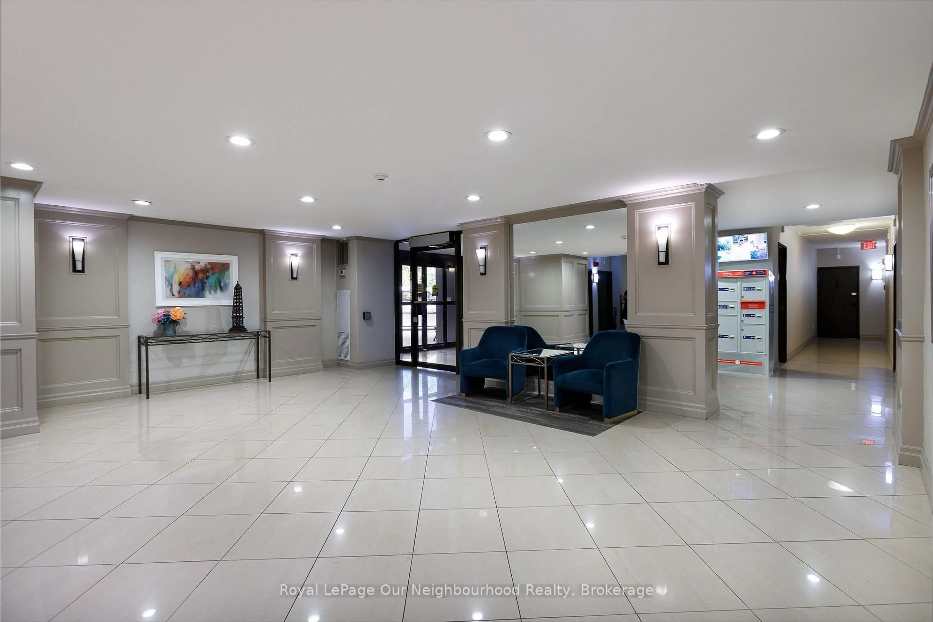 Lobby for 1900 Sheppard Ave #2203, Toronto Ontario M2J 4T4