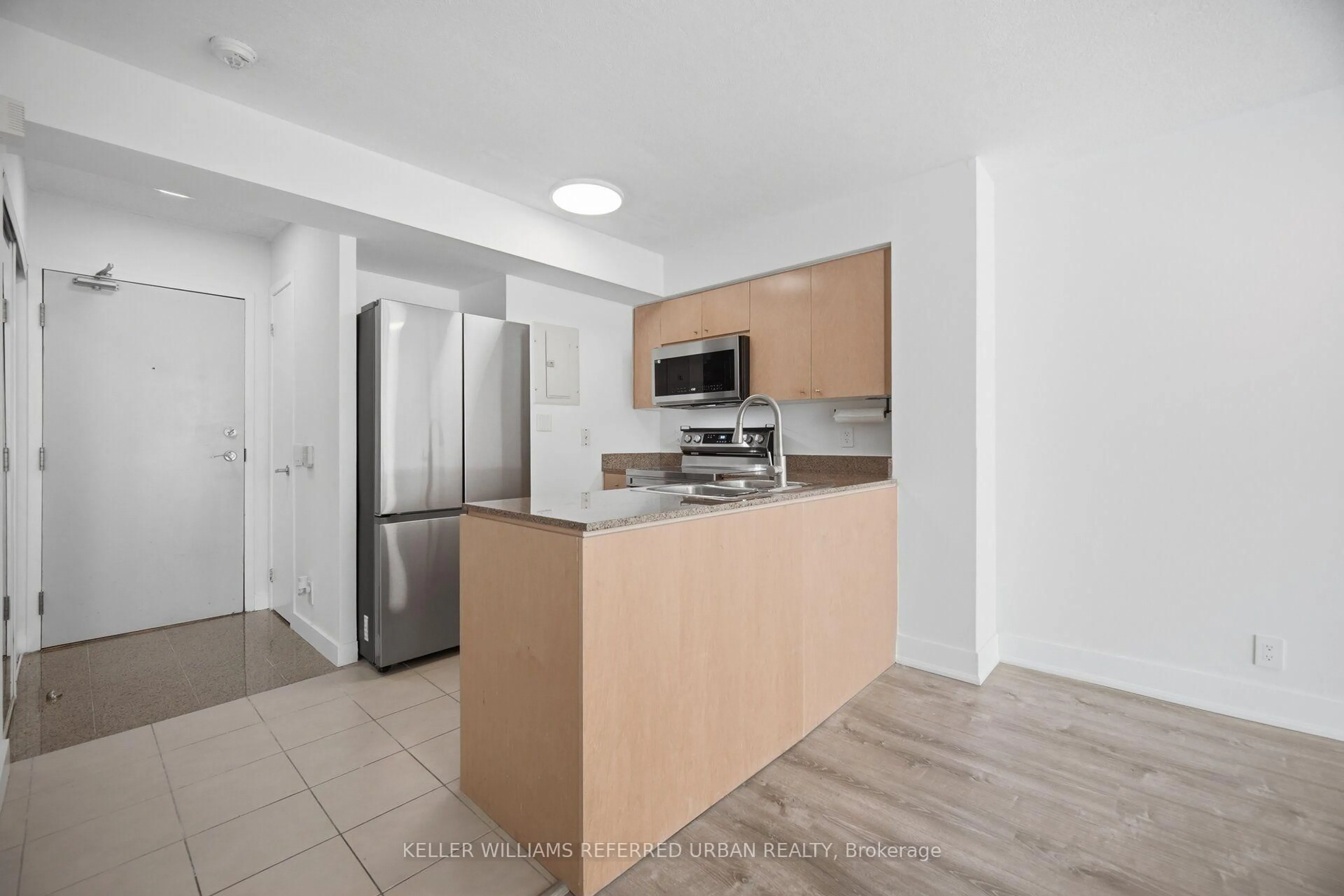 Standard kitchen, unknown for 361 Front St #1501, Toronto Ontario M5V 3R5