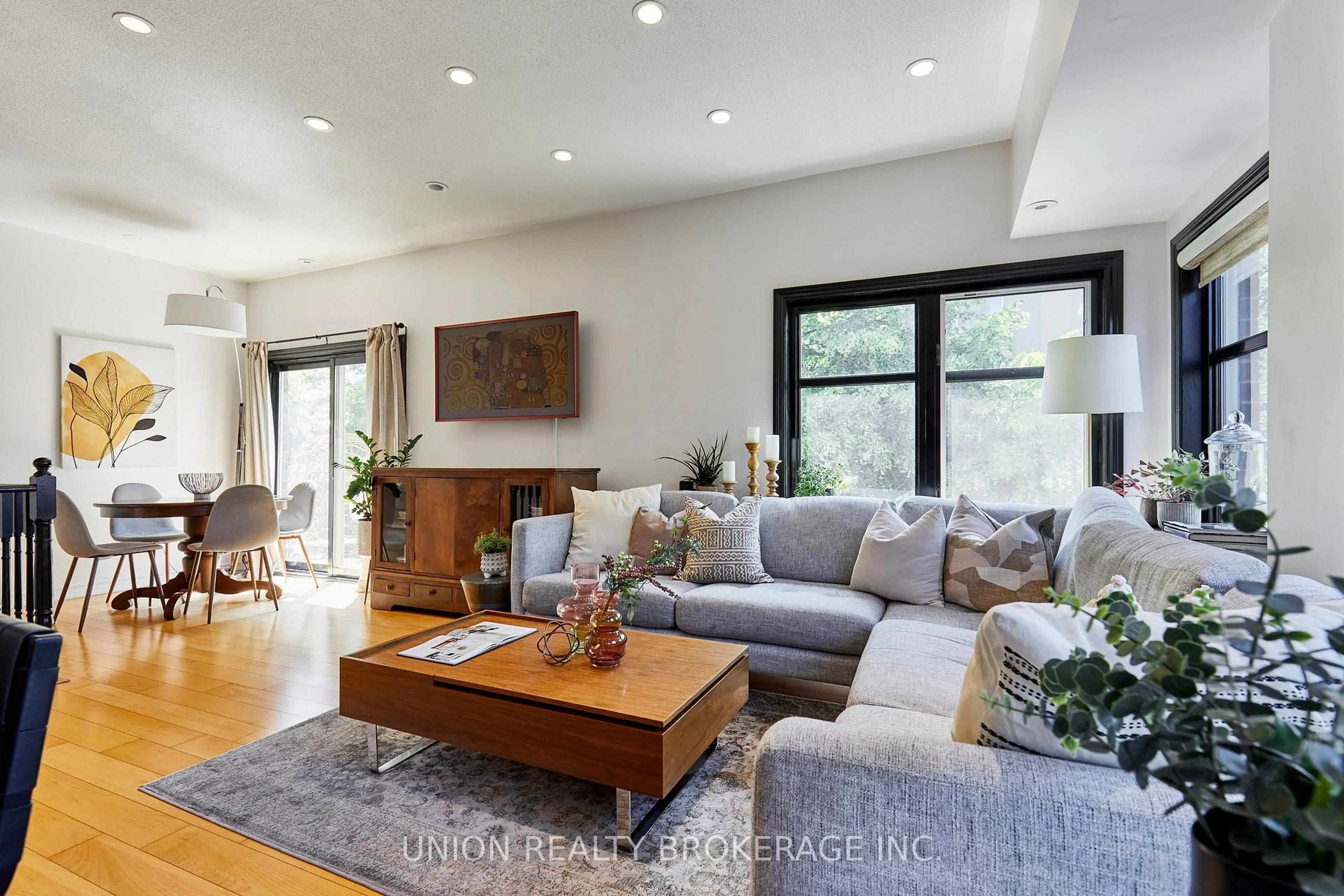 Living room with furniture, unknown for 1496 Victoria Park Ave #256, Toronto Ontario M4A 2M6