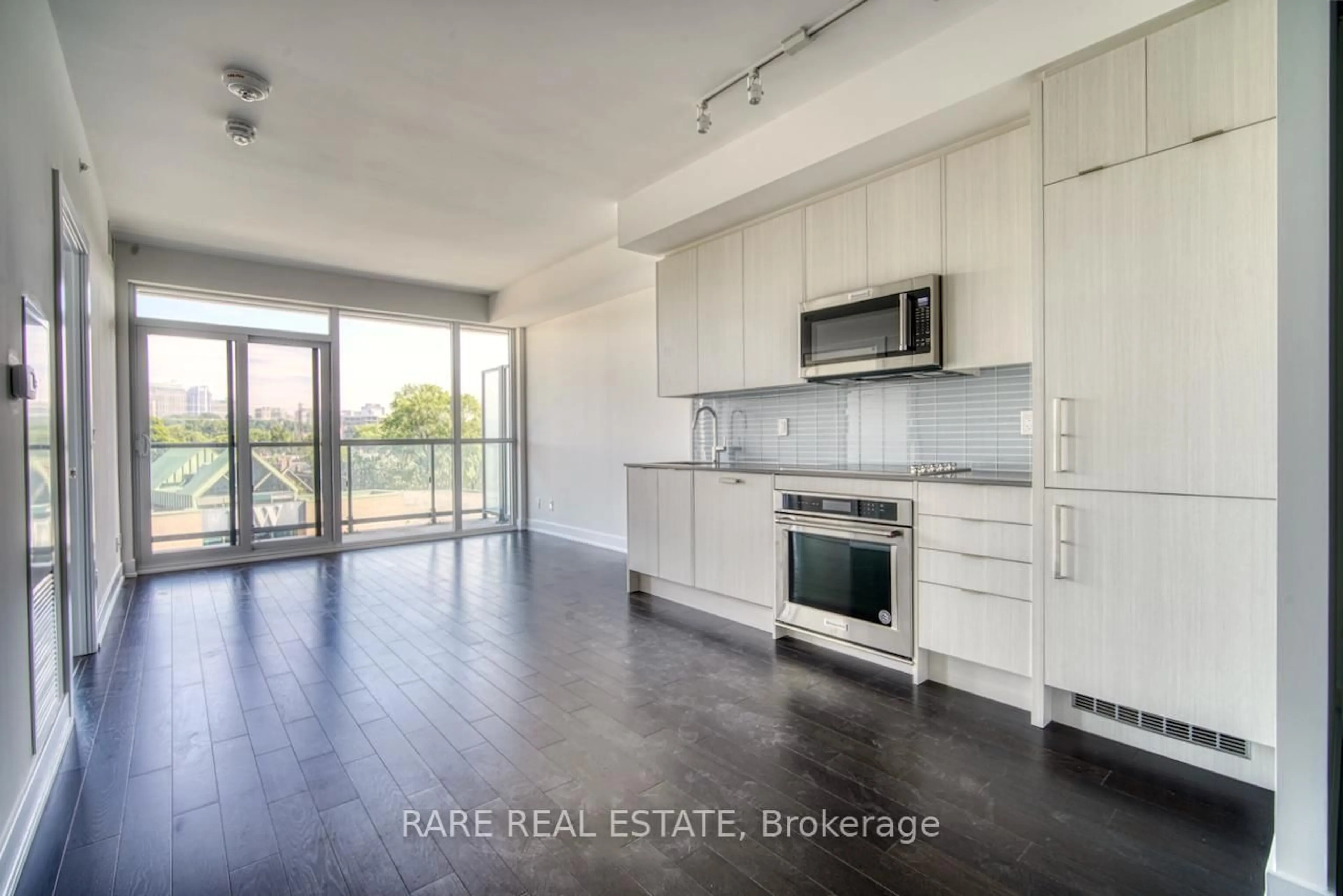 Open concept kitchen, unknown for 181 Bedford Rd #503, Toronto Ontario M5R 0C2