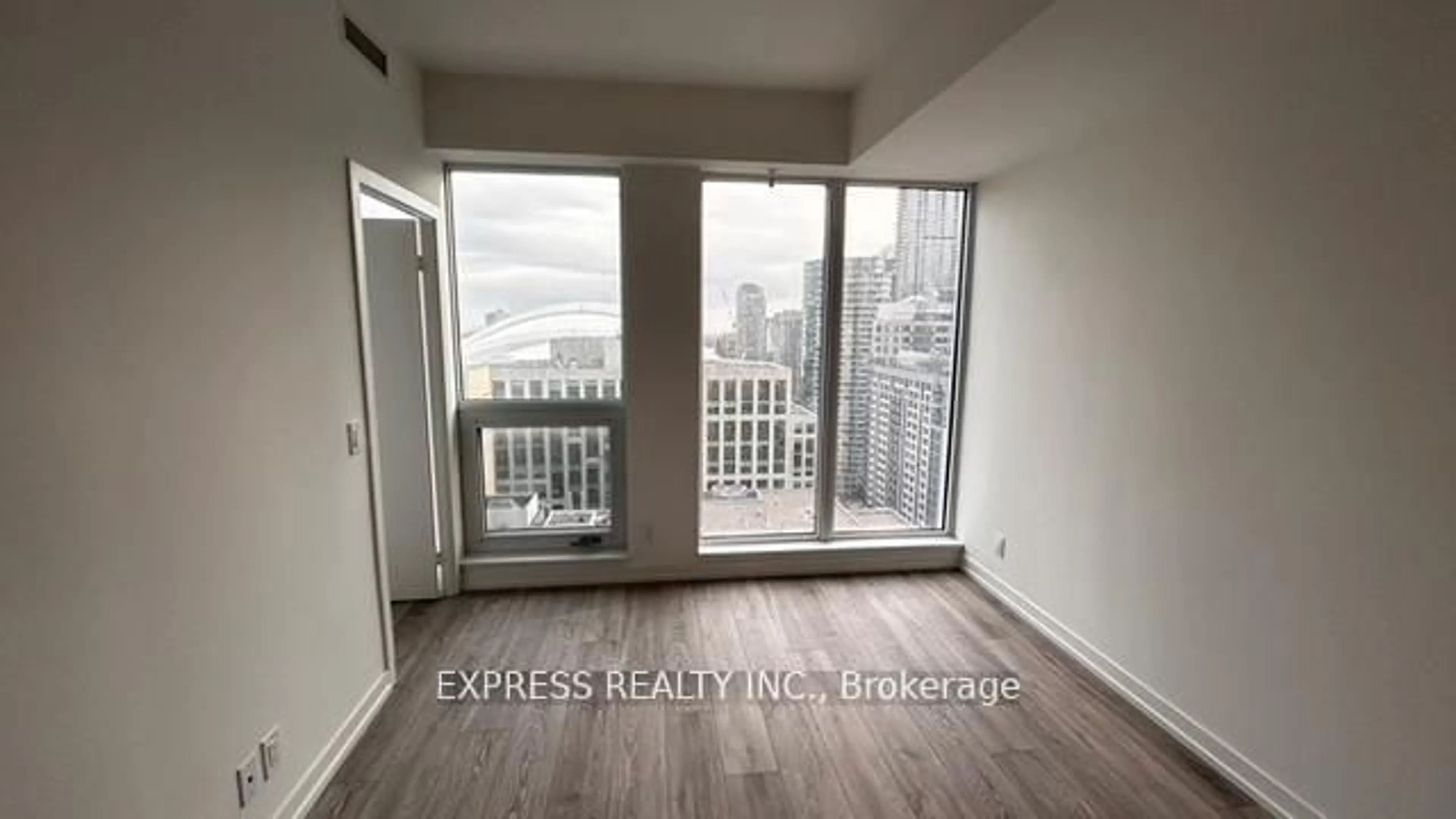 A pic of a room for 55 Mercer St #2511, Toronto Ontario M5V 0W4